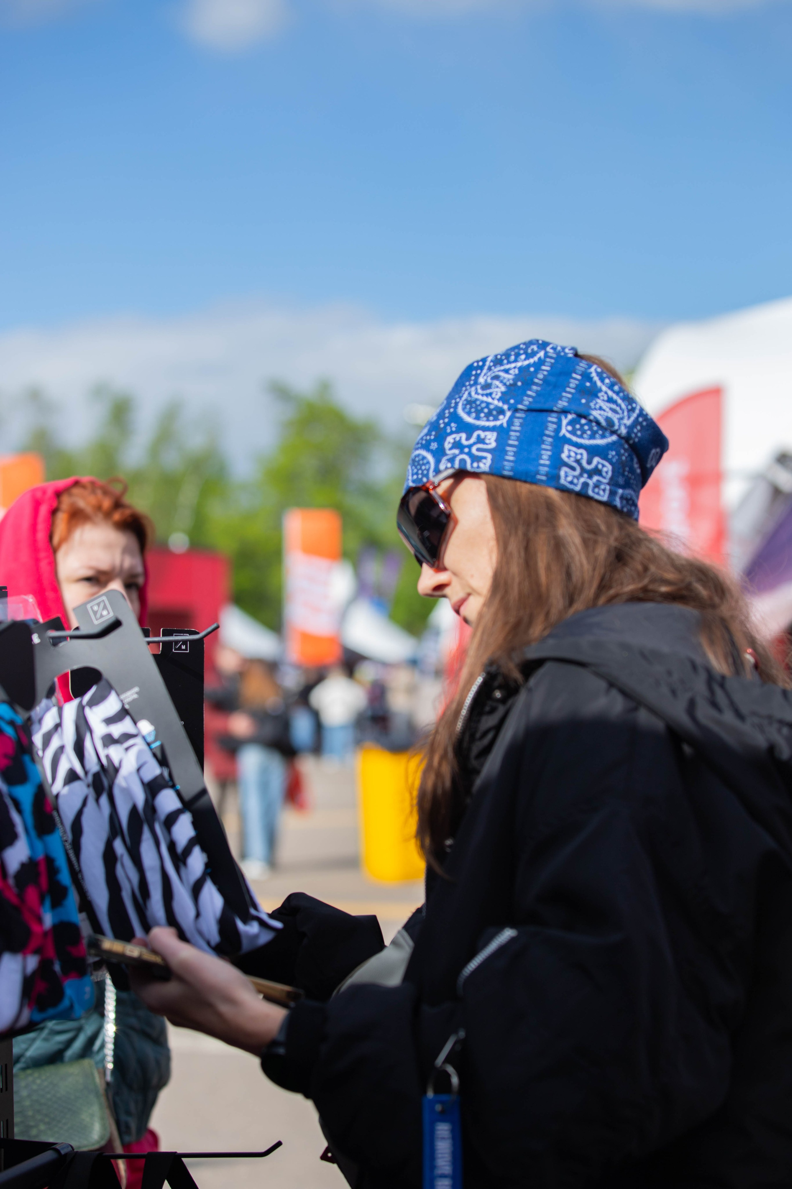 UNDER BY ME Зона экспо Московский полумарафон. Александра Мельниченко/ Бегающий фотограф