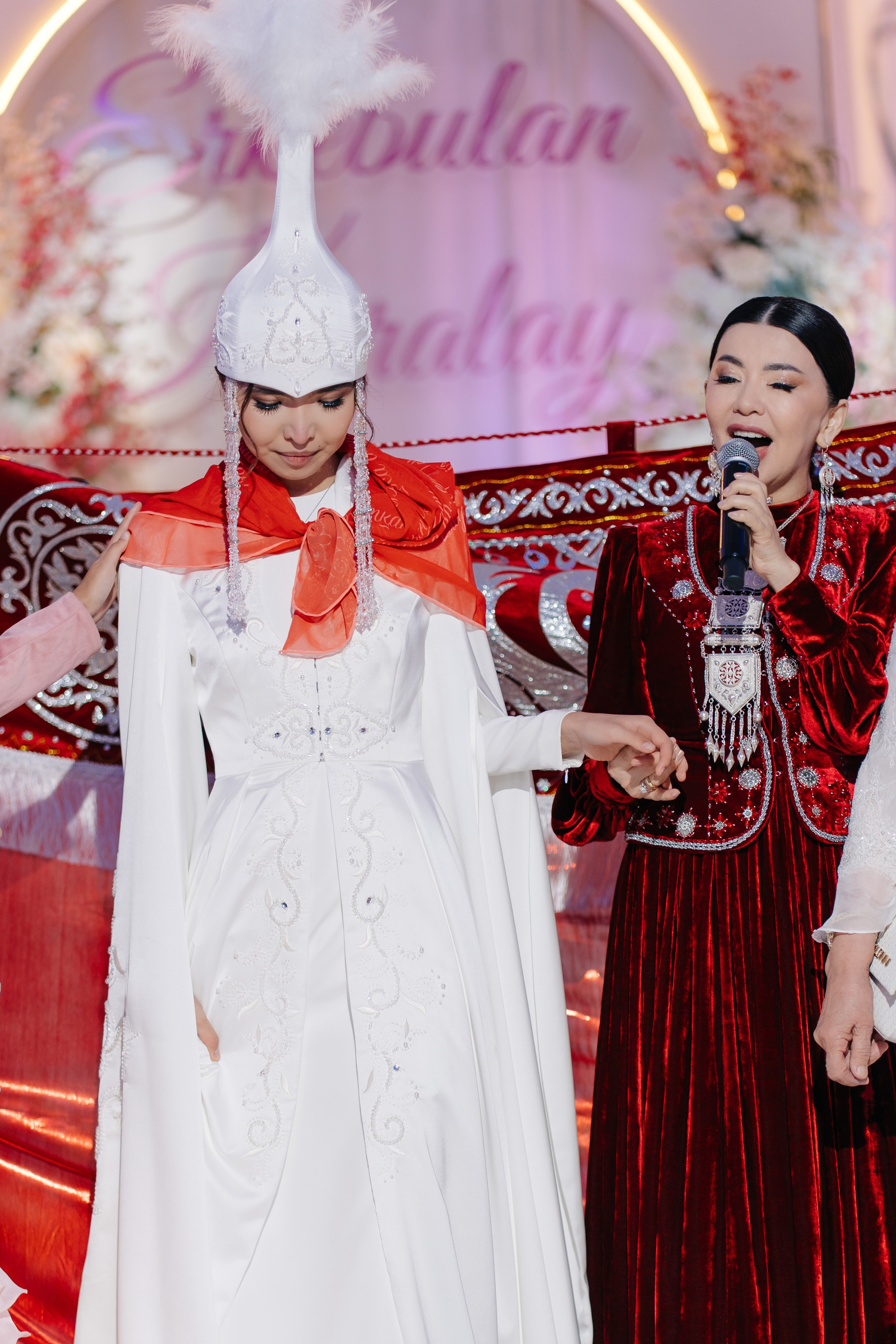 Kuralay Uzatu (Rixos). ___________________________________________________