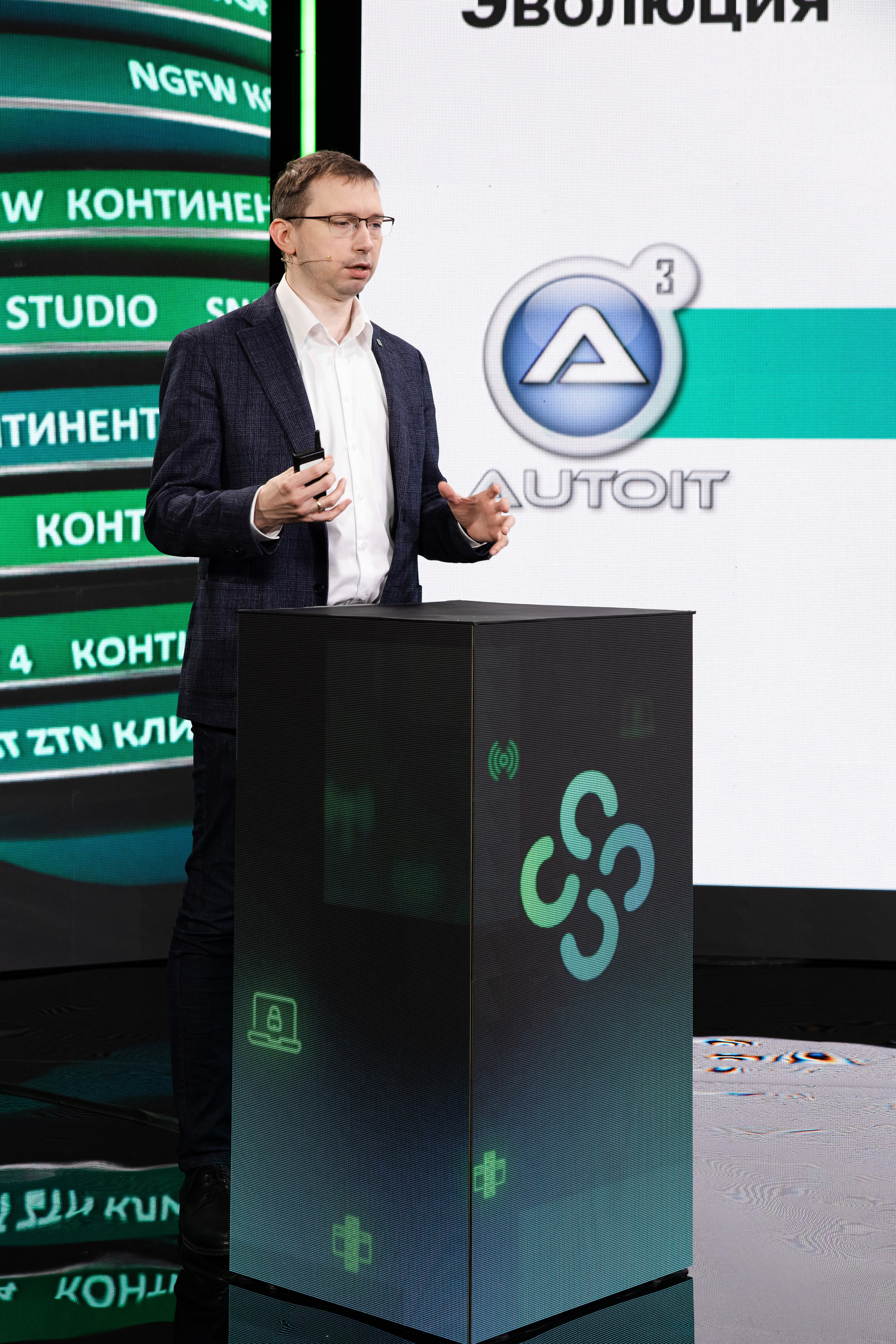 Онлайн эфир. Свадебный репортажный фотограф в Москве