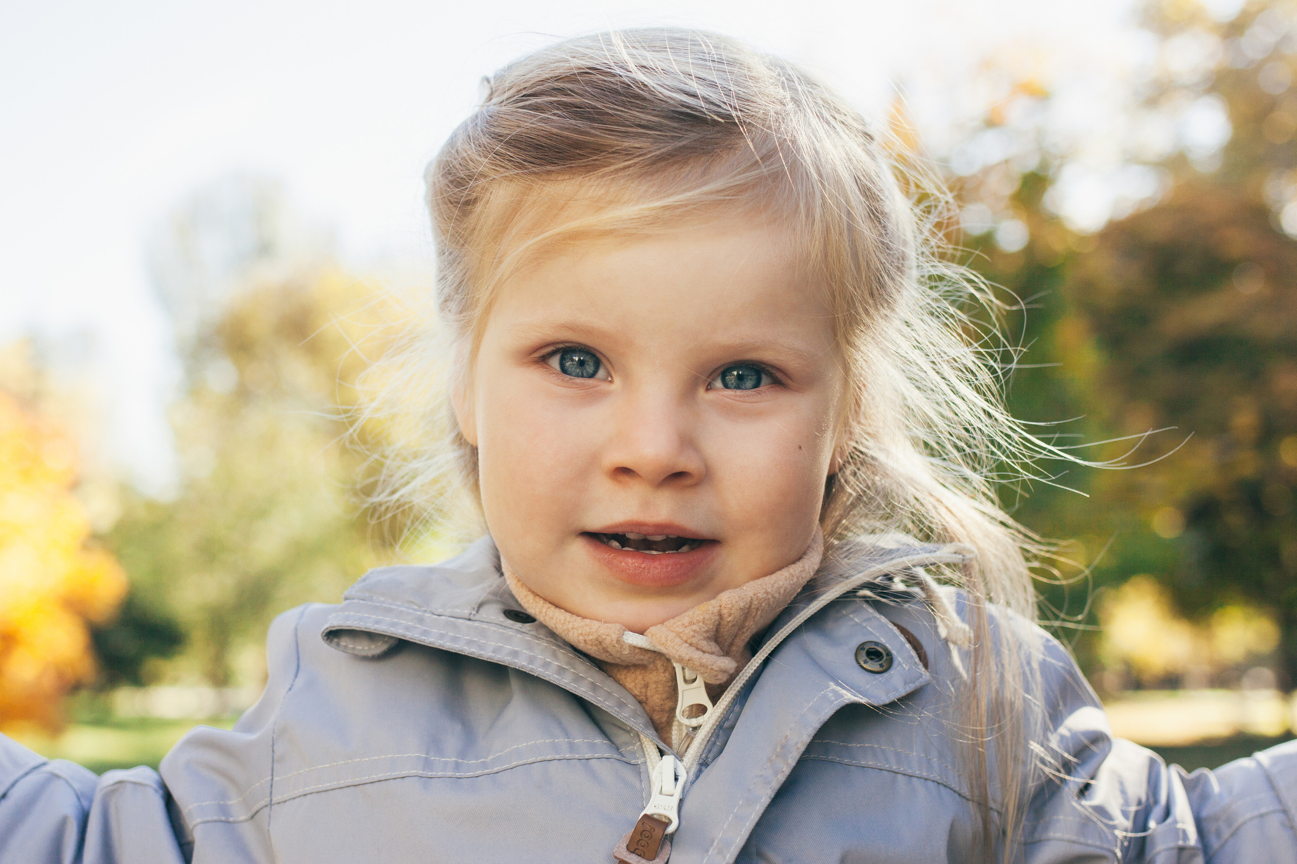 Семейная прогулочная фотосессия в Симферополе. Психолог Онлайн и в Симферополе Елена Федорина