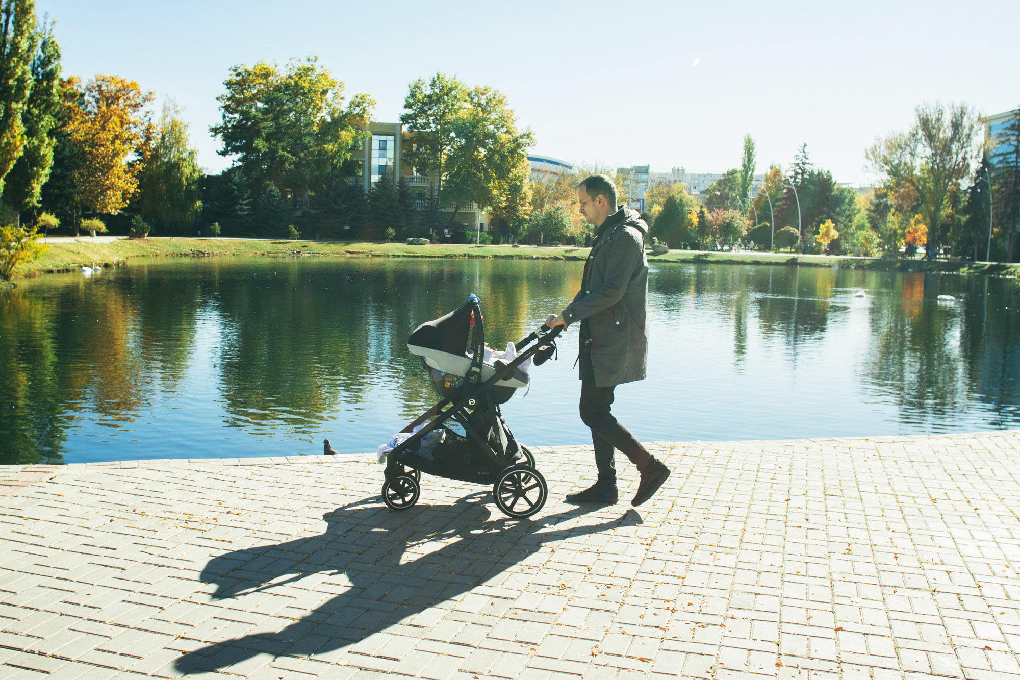 Семейная прогулочная фотосессия в Симферополе. Психолог Онлайн и в Симферополе Елена Федорина