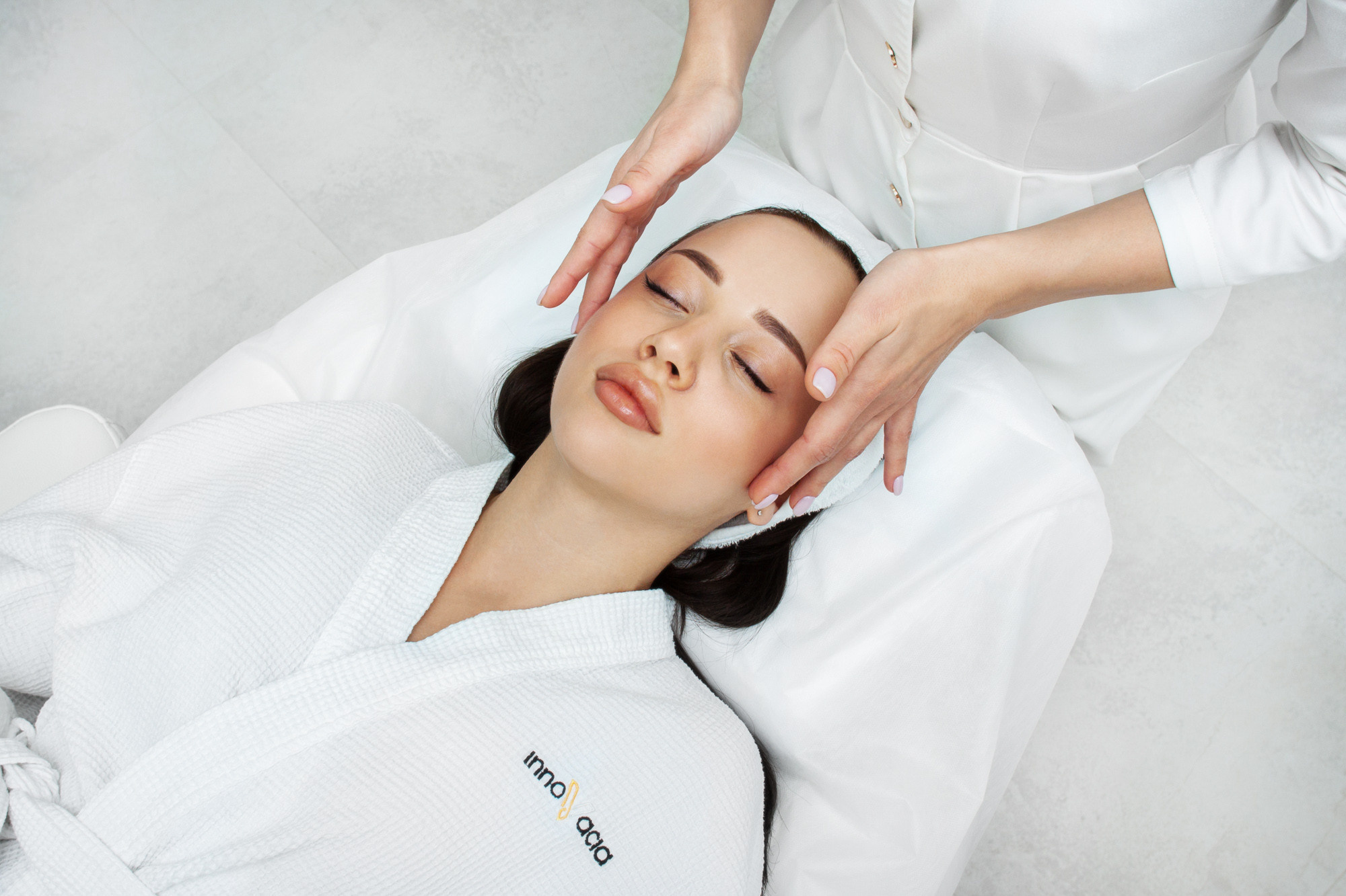 Фотограф для косметологической клиники в Симферополе. Психолог Онлайн и в Симферополе Елена Федорина