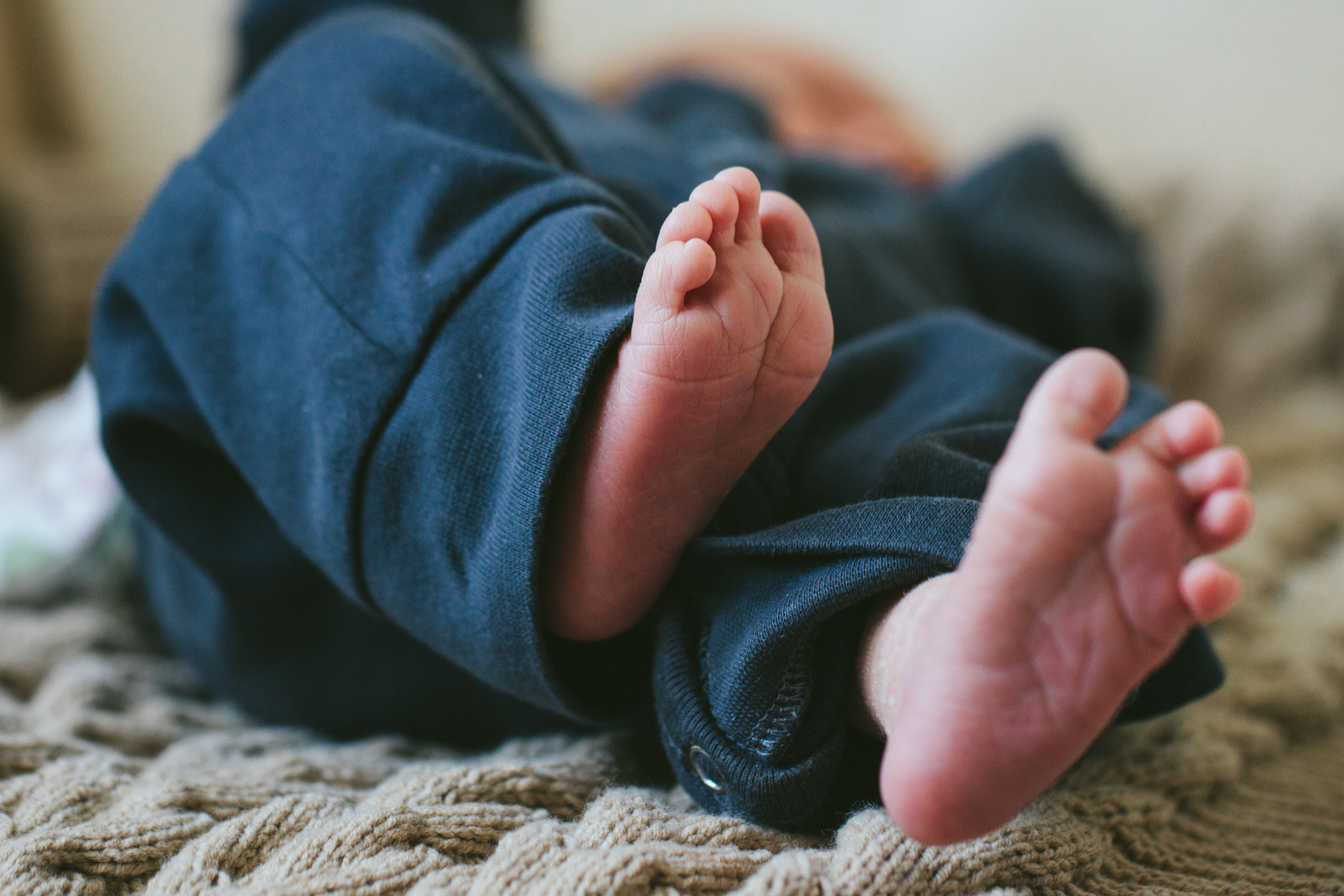 Домашняя фотосессия новорожденного малыша. Психолог Онлайн и в Симферополе Елена Федорина