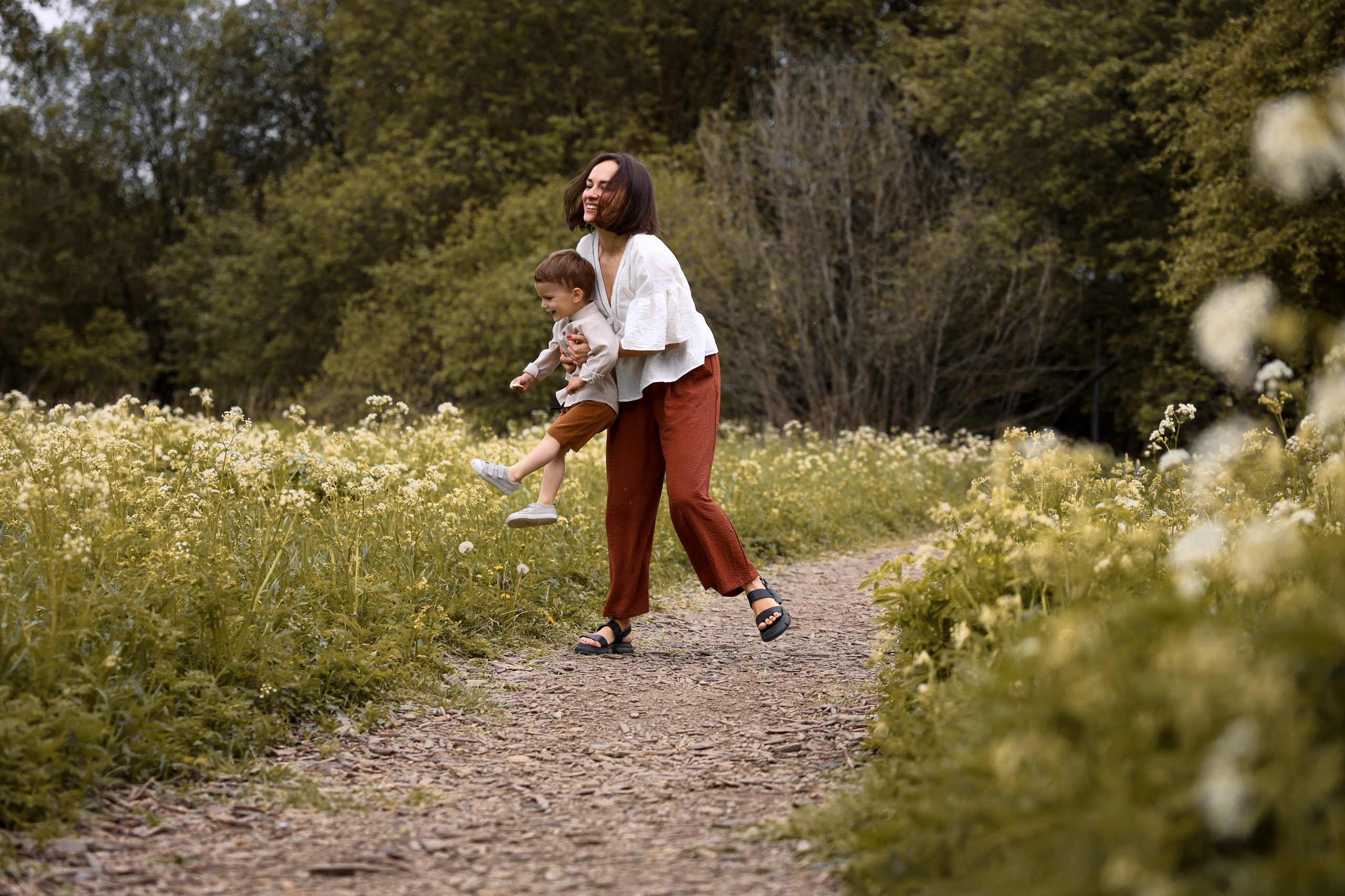 Прогулка в парке. Катя и Платон. Ваш семейный newborn и lifestyle фотограф в СПБ Наталья Журавлева