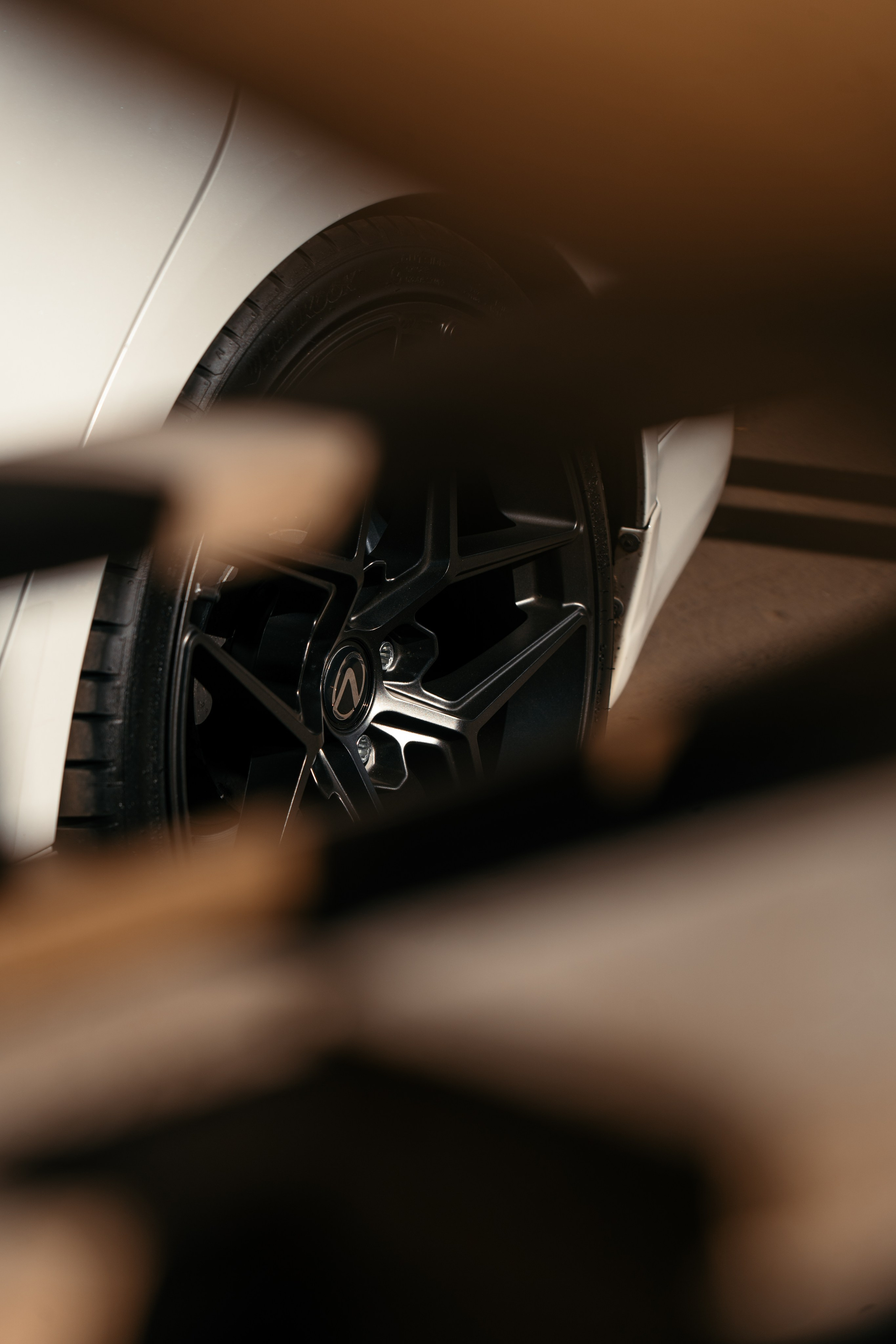 Lexus is250 sd_mov. DeLorein