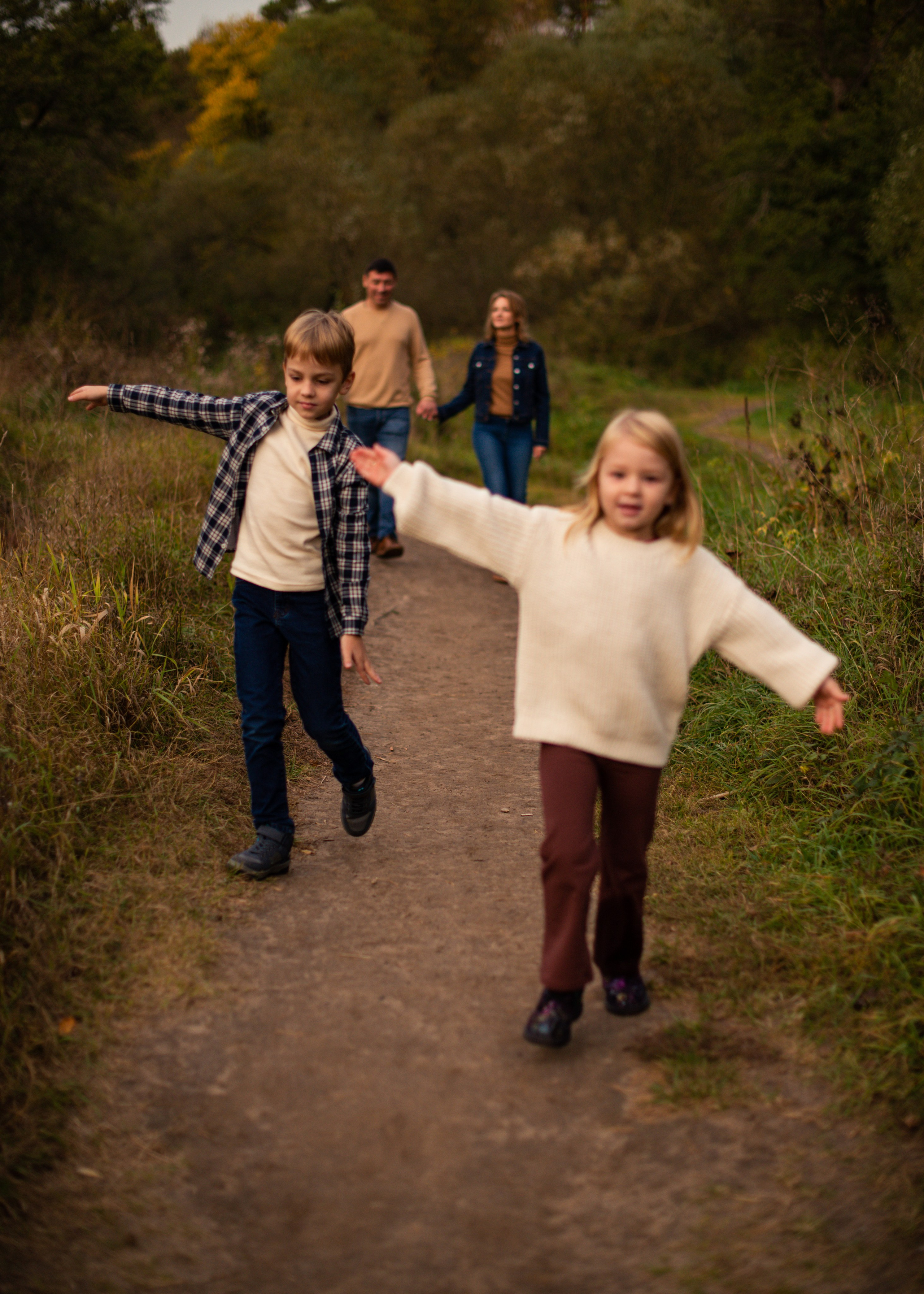 Осенняя прогулка. Семейный и портретный фотограф Надежда Вылку