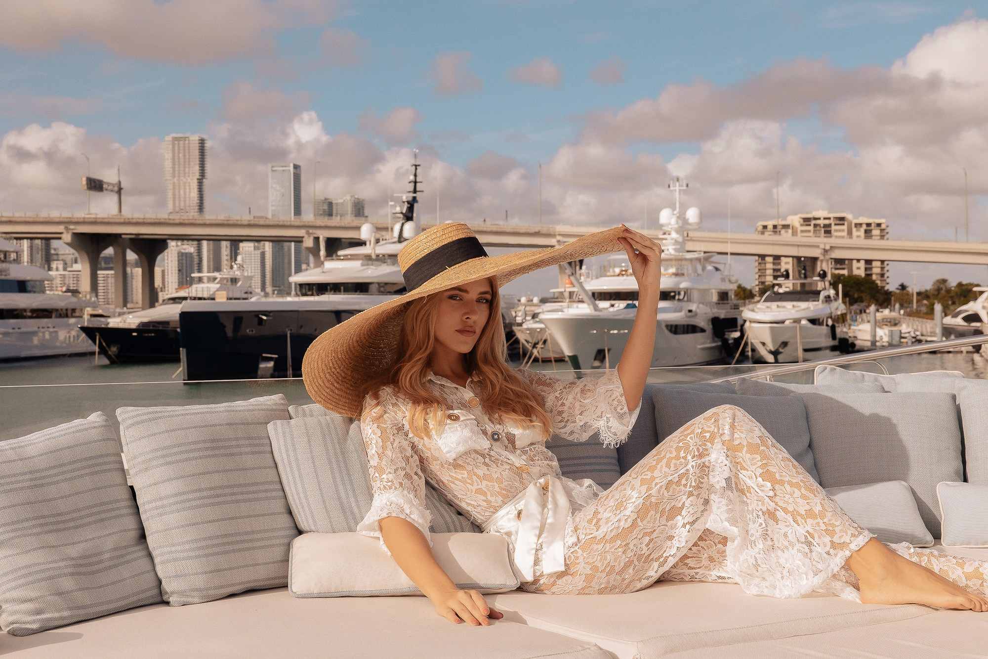 ADVERTISING CAMPAIGN. Alisavisuals professional photographer in New York City