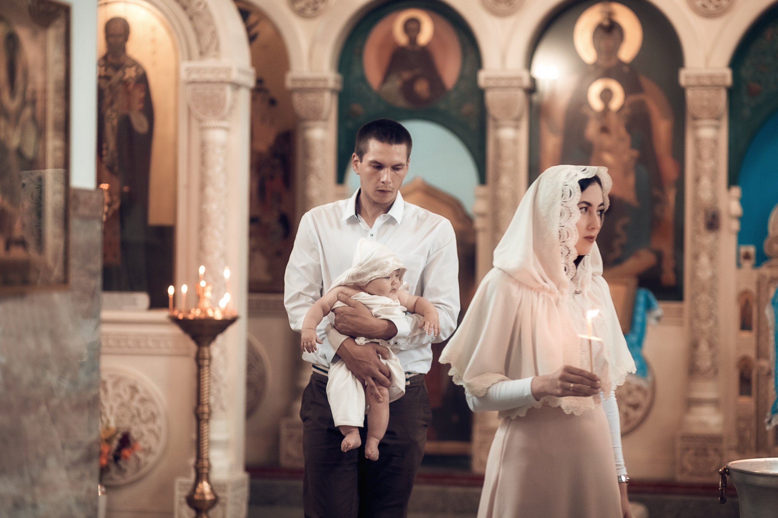 Съемки в храме. Семейный и церковный фотограф в Нефтеюганске