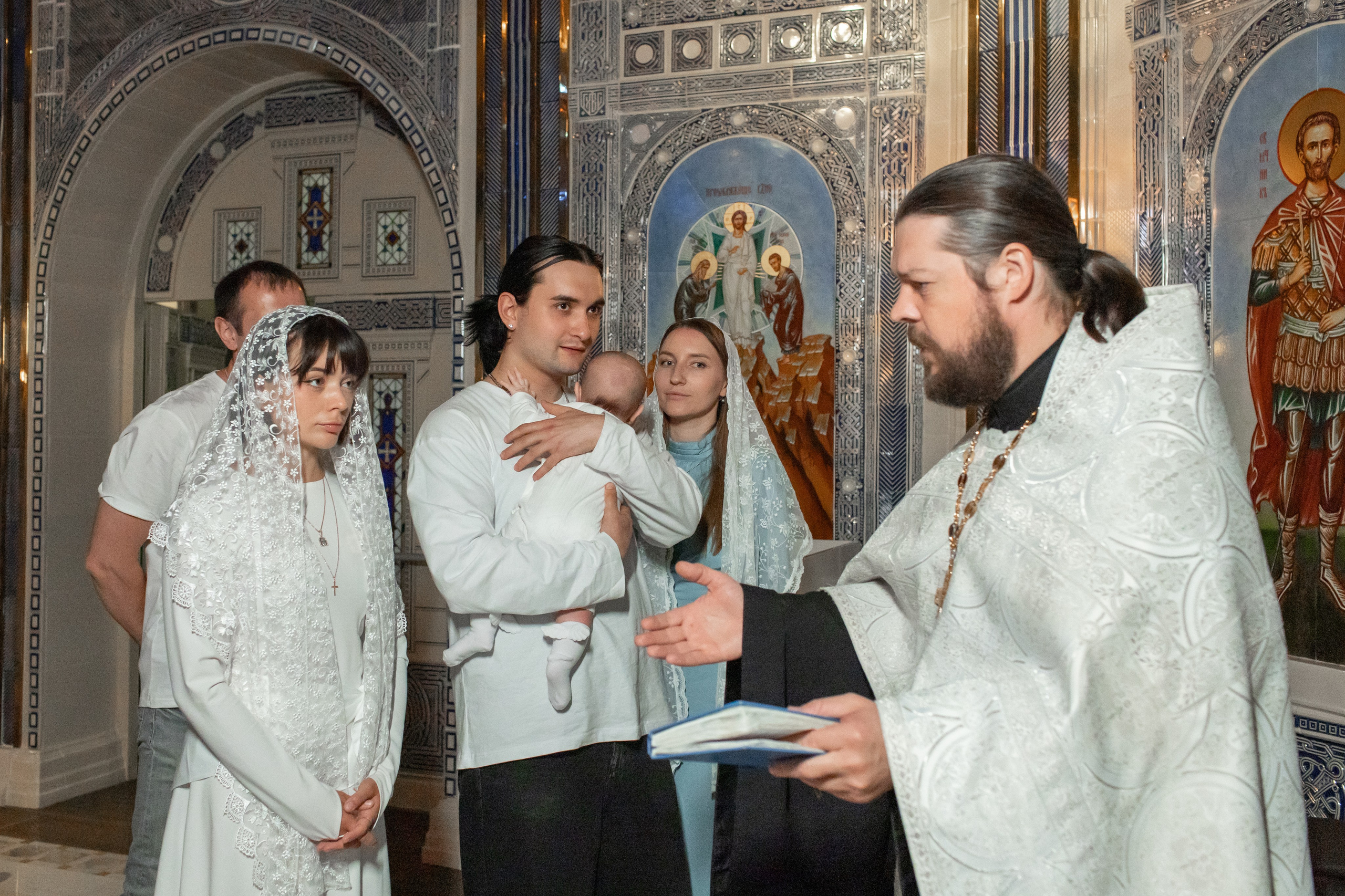 Крещение в Храме Вооруженных Сил России. Профессиональный фотограф в Москве и Мо Мария Шантарёва