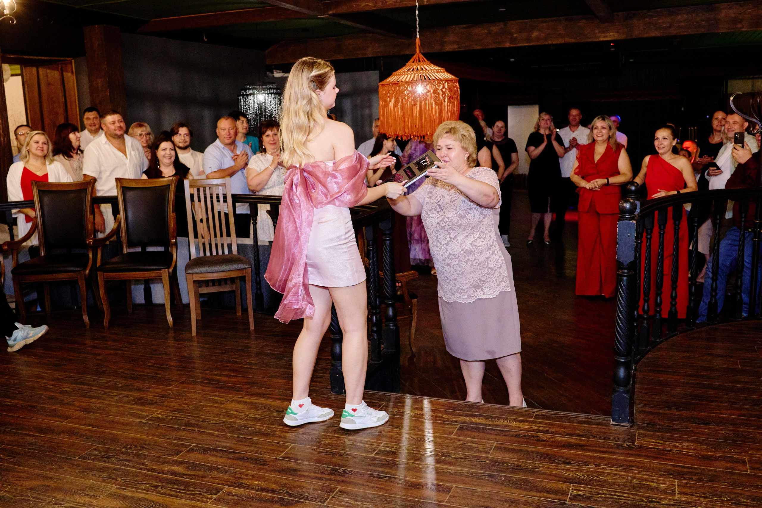 Выпускной 35 Сош. Фотограф Выпускные альбомы Таганрог Сергей Коробченко