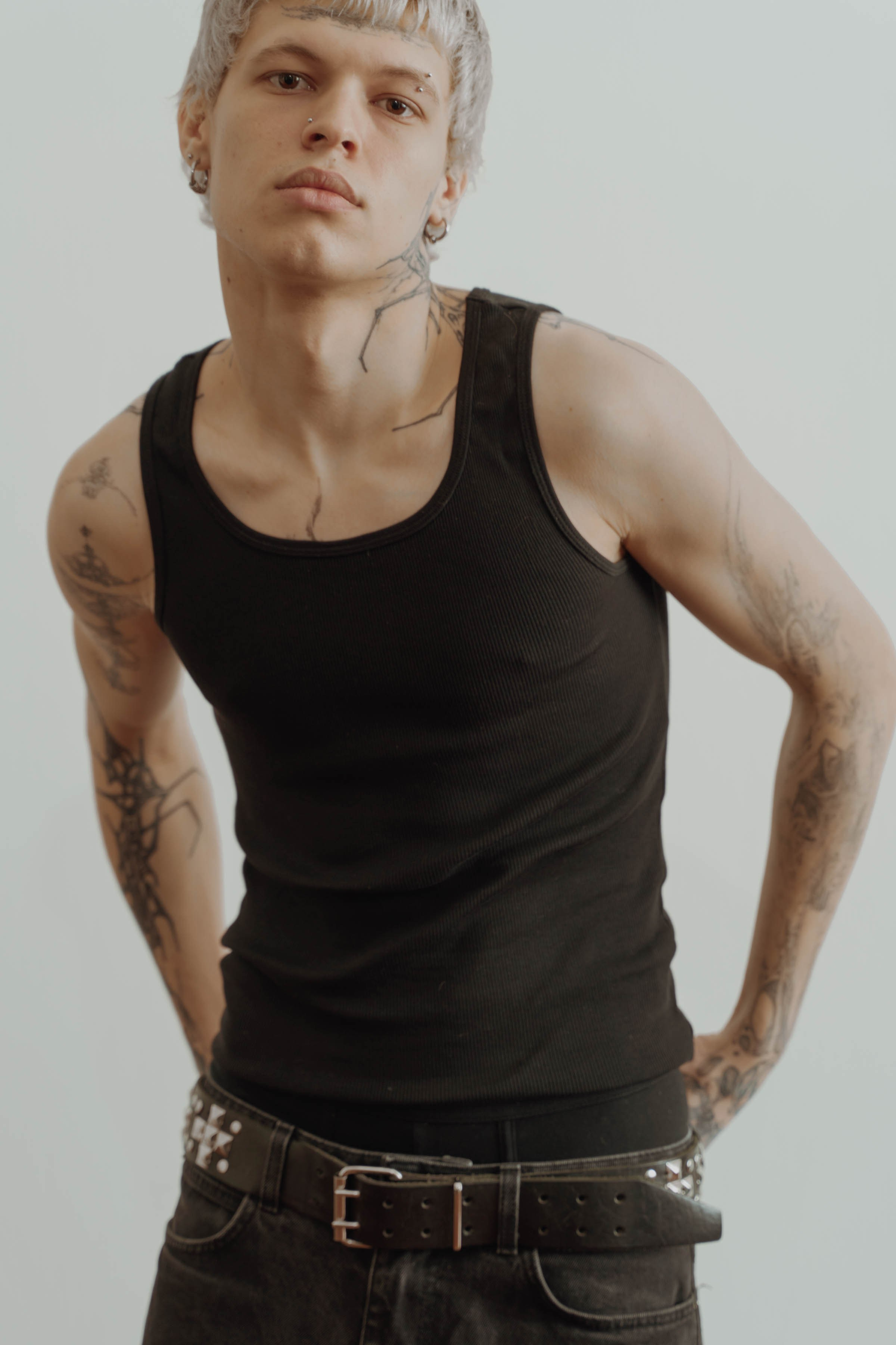 Виктор. Главная