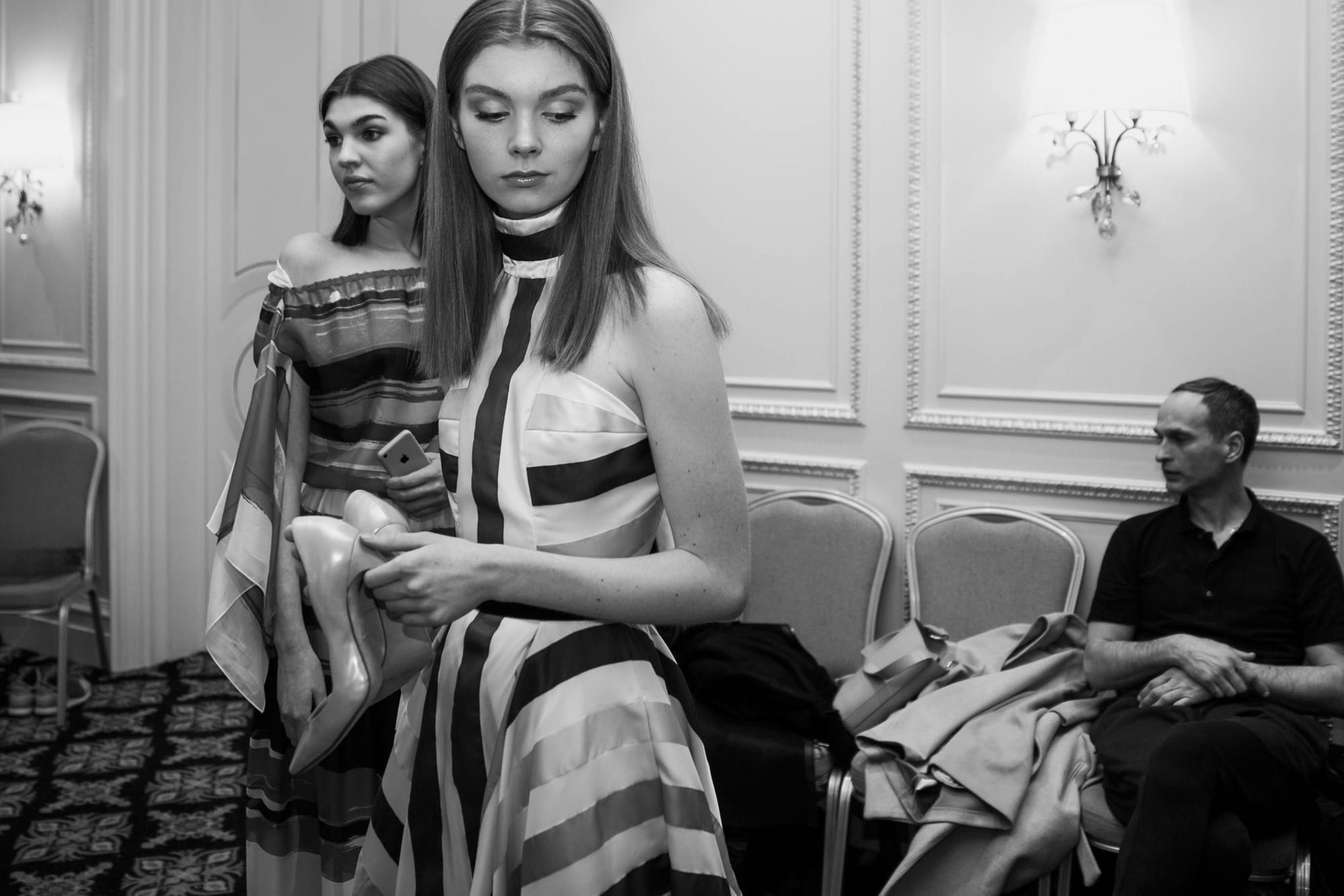 ВАЛЕНТИН ЮДАШКИН. Prêt-a-porter SS2018 SUPREMUS. Backstage. Свадебный фотограф в Санкт‑Петербурге Елена Пчельникова