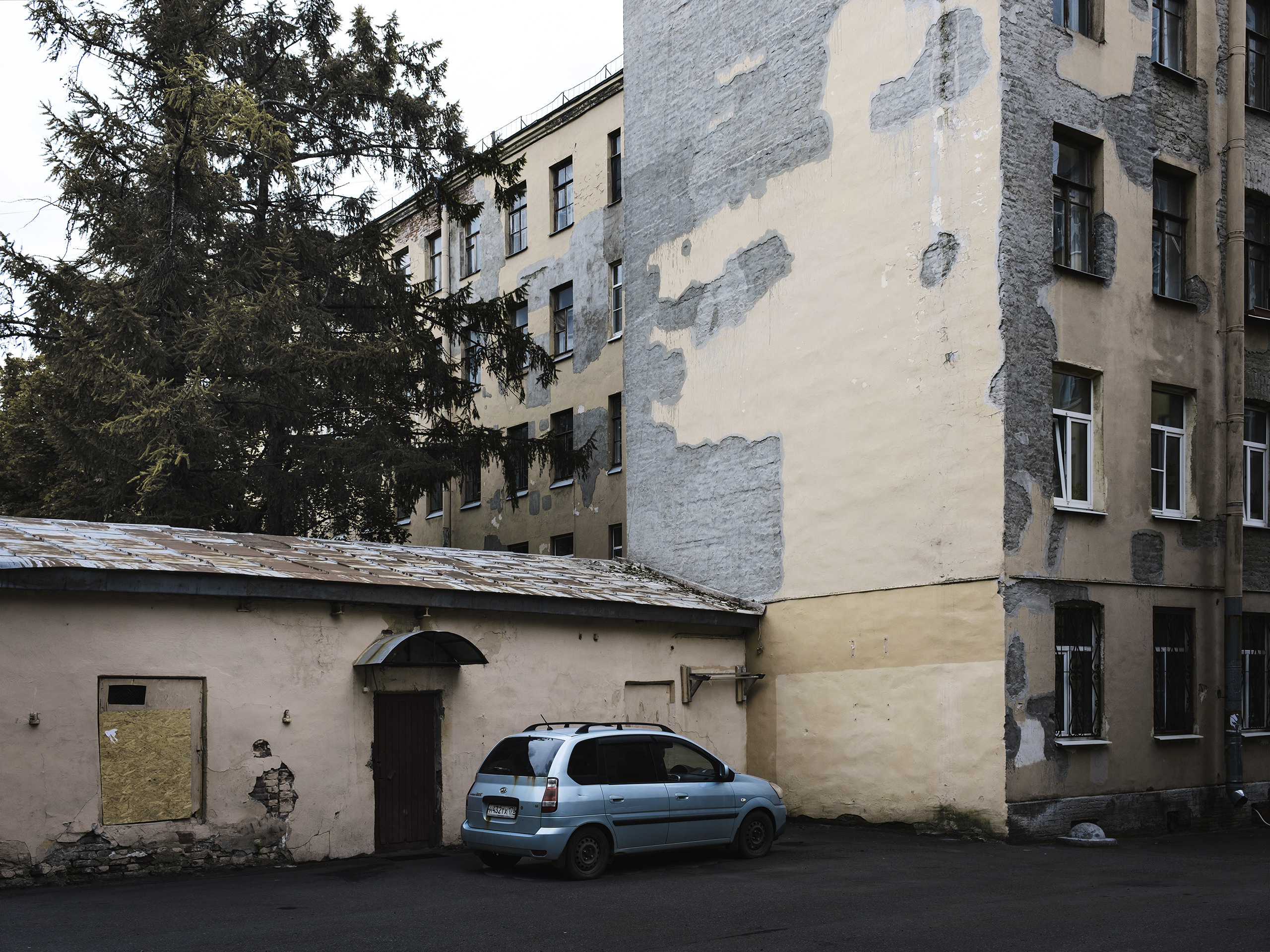 Saint Petersburg p.5. Viktor Garshnep Documentary Photographer