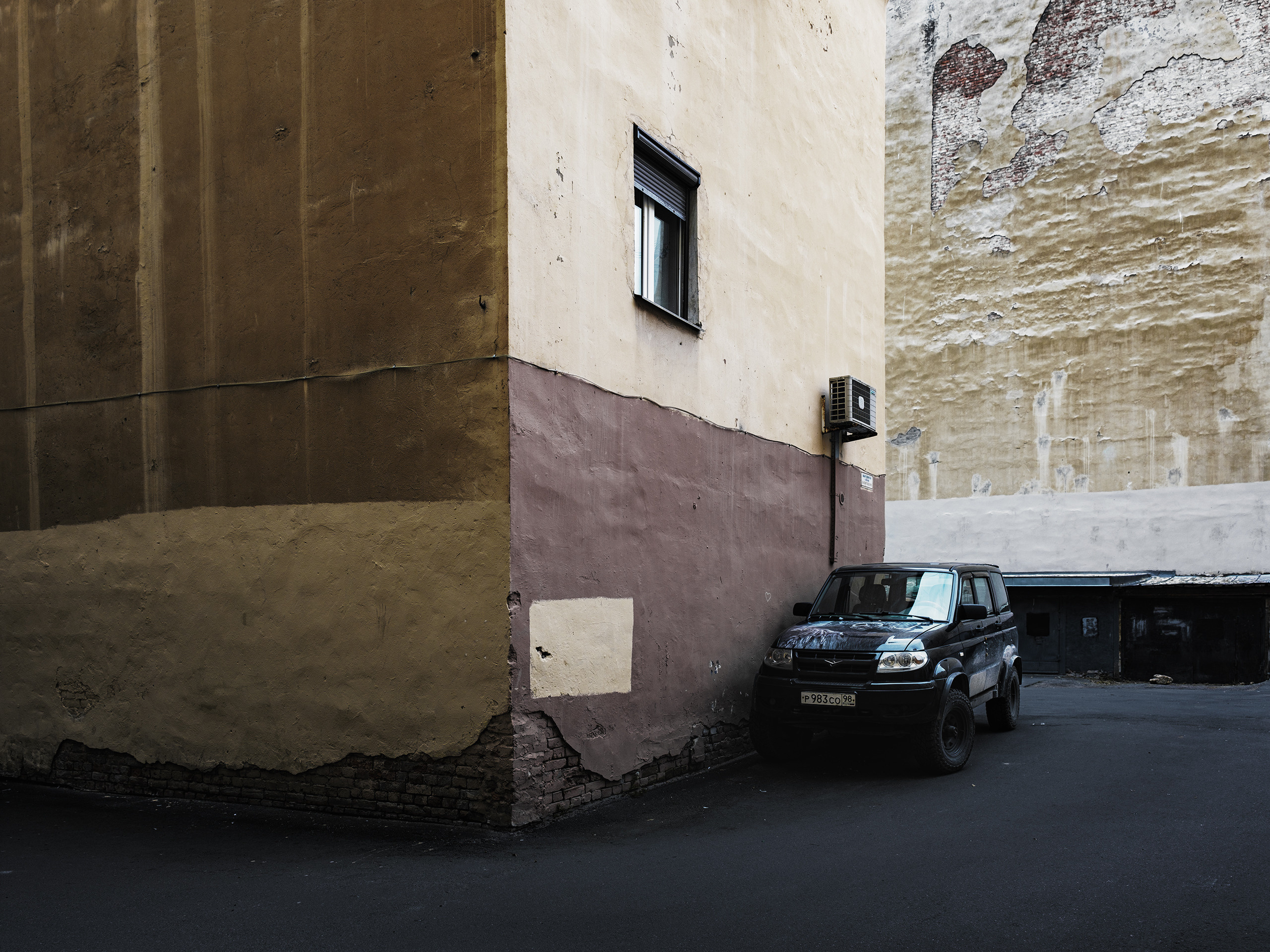 Saint Petersburg p.5. Viktor Garshnep Documentary Photographer