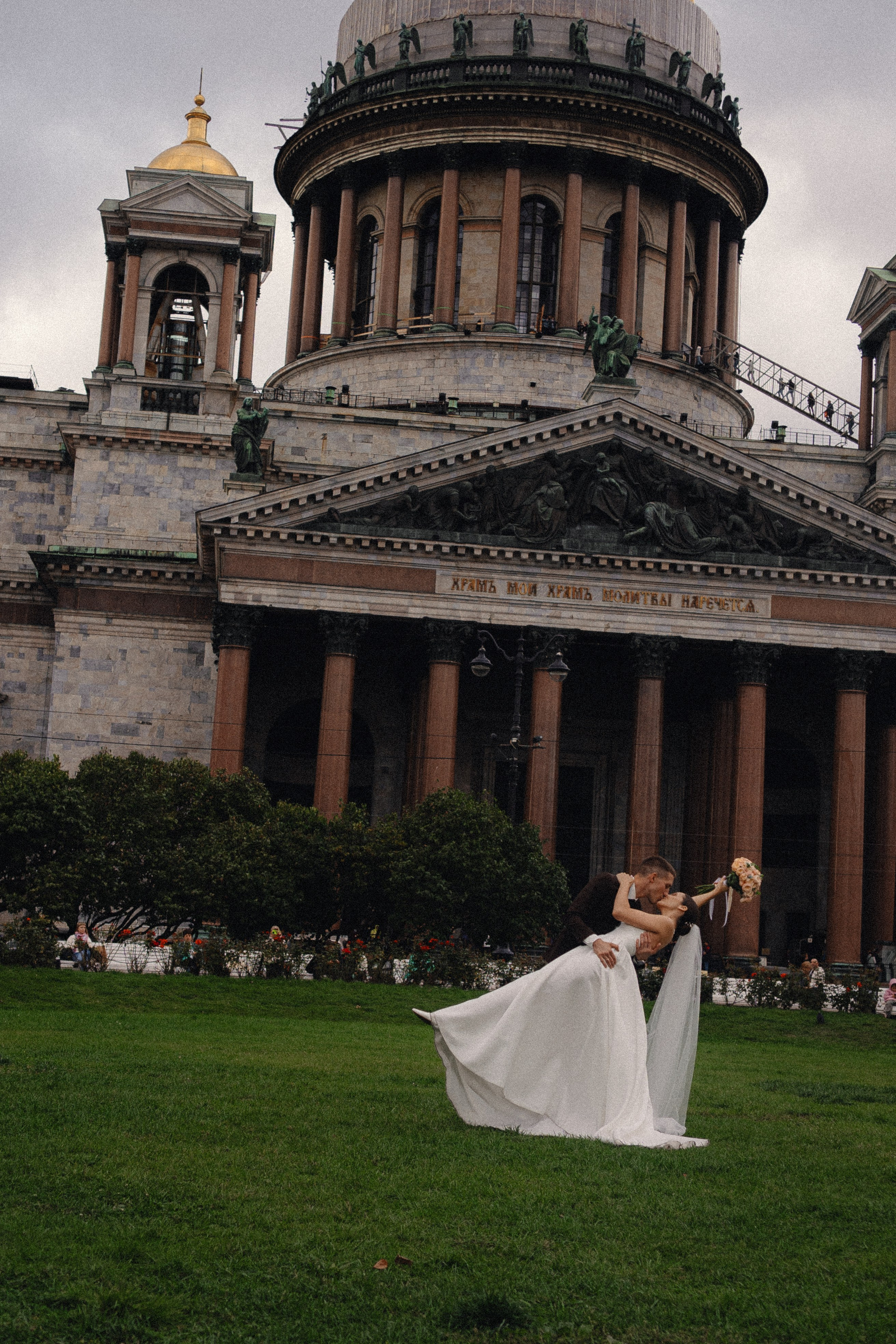 ЗАГС И ПРОГУЛКА 2 ЧАСА. Профессиональный фотограф, Санкт-Петербург — Виктория Богомолова