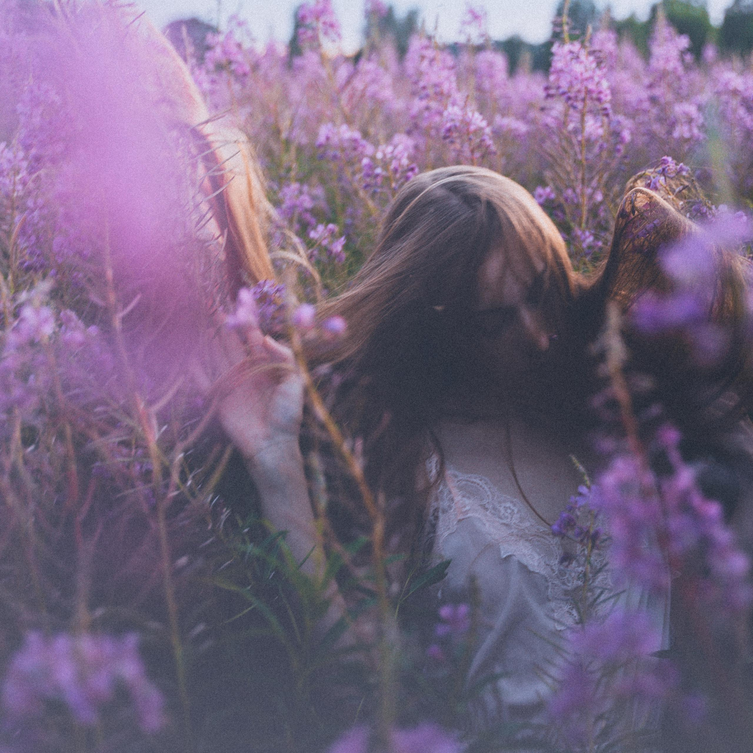 Раскинув руки. Алиса Аницкая