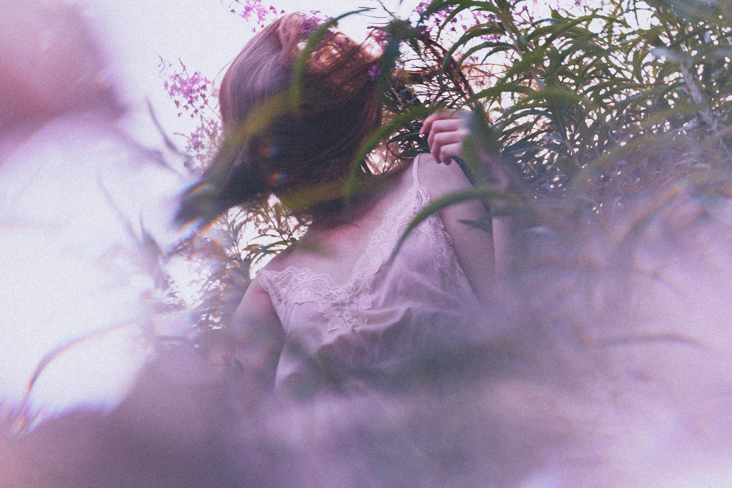 Раскинув руки. Алиса Аницкая