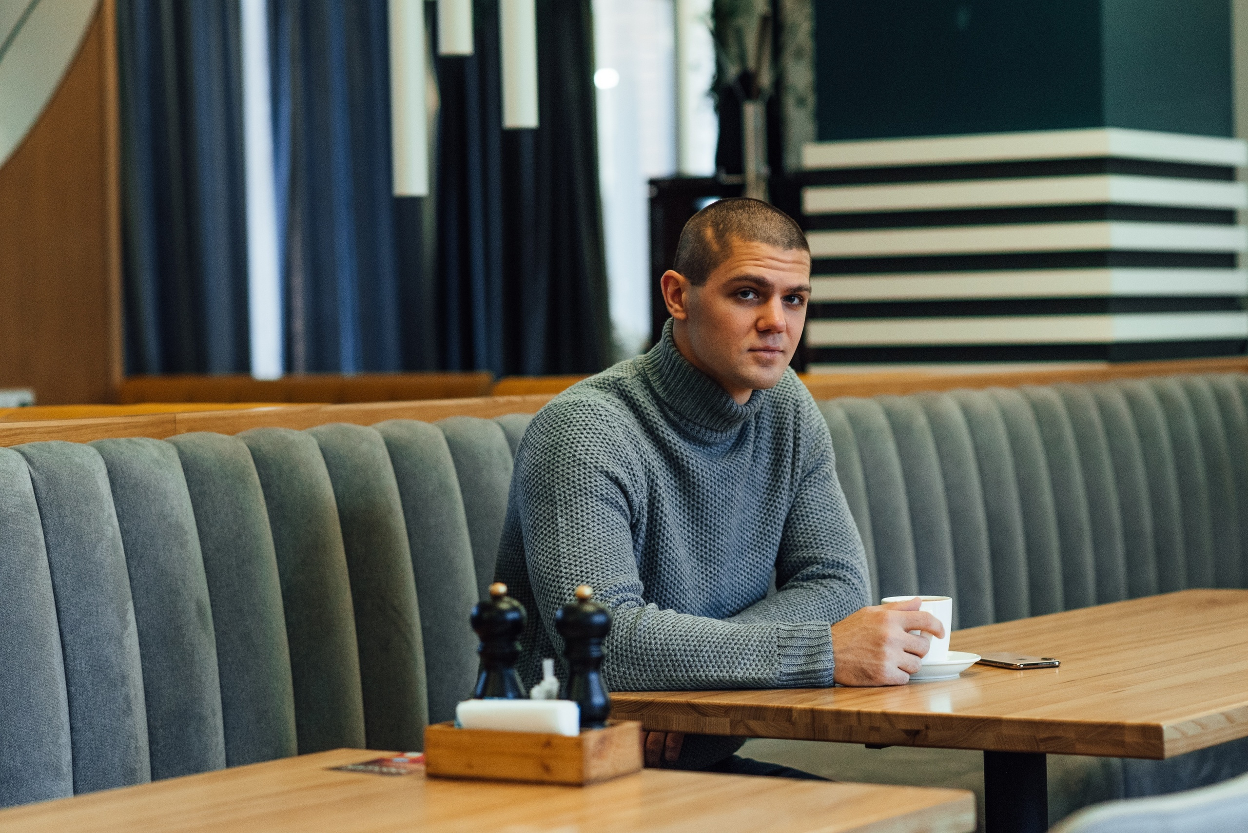 Мужские портреты в Туле. Портретный, семейный, свадебный фотограф. Бизнес, контент съёмка. Тула