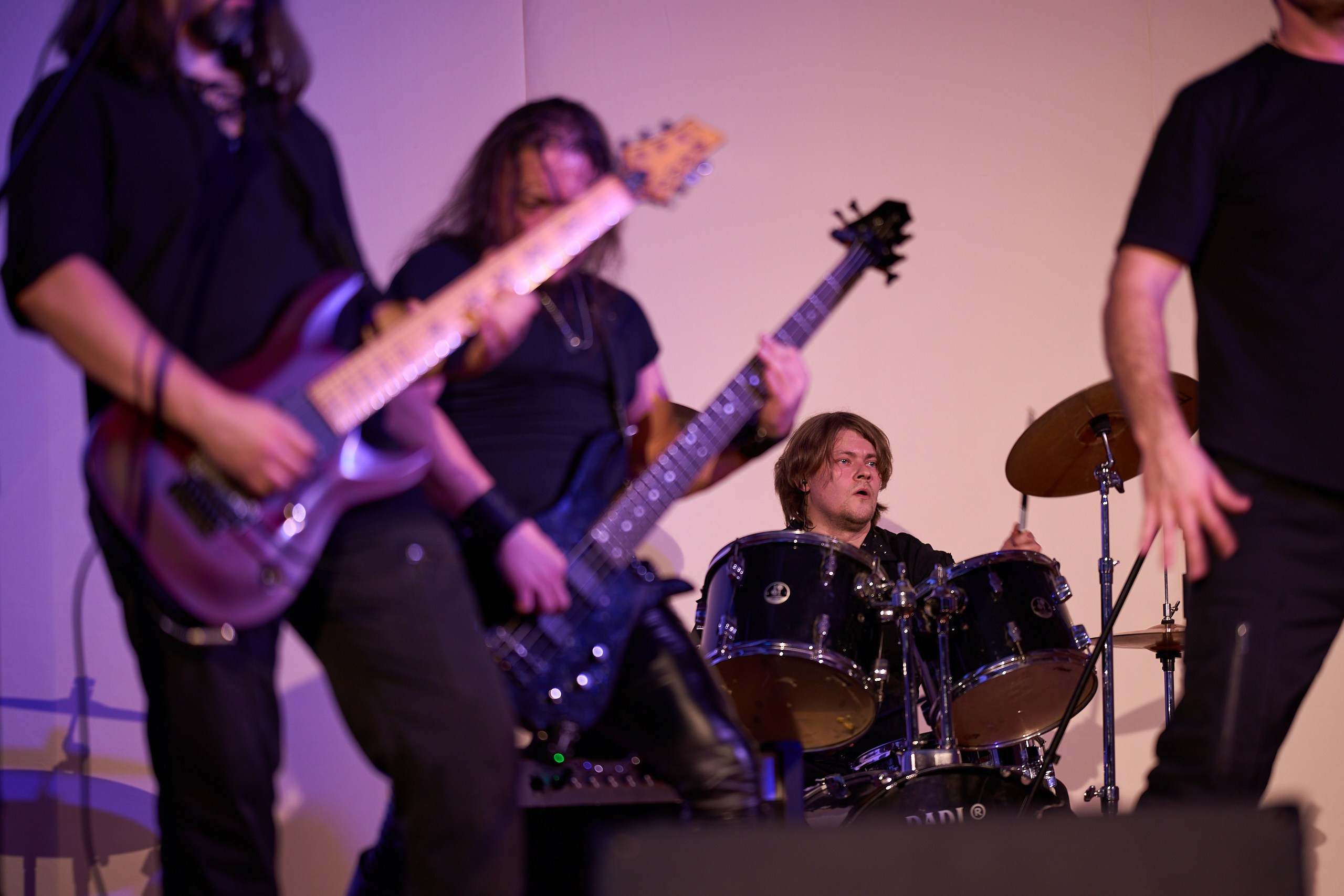 Мантикон V (2025). Фотографирует красивое Денис Горностаев