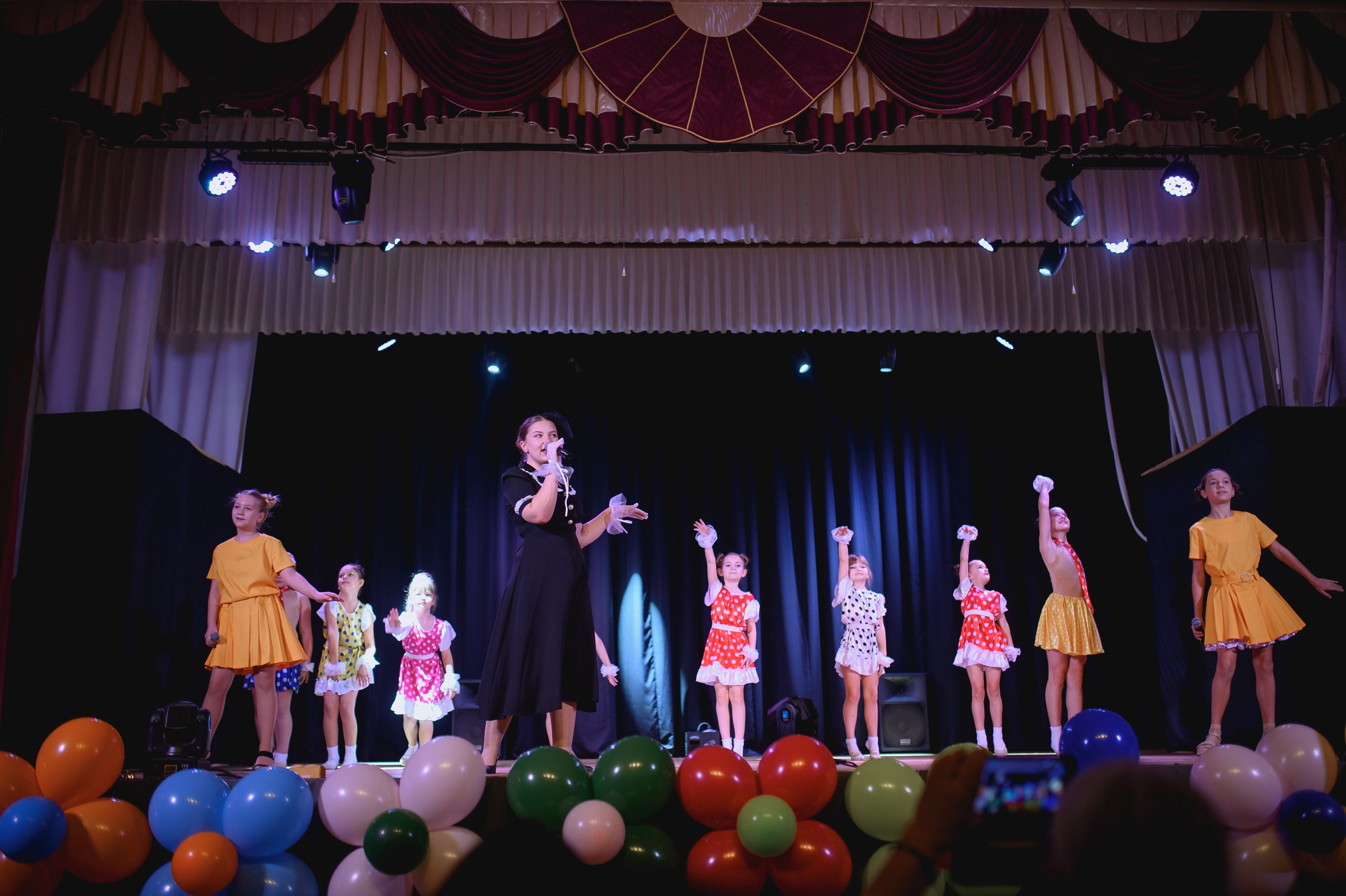 Концерт от 28.11.2025. Березанский КДЦ. День матери. Фотограф Котова Валентина