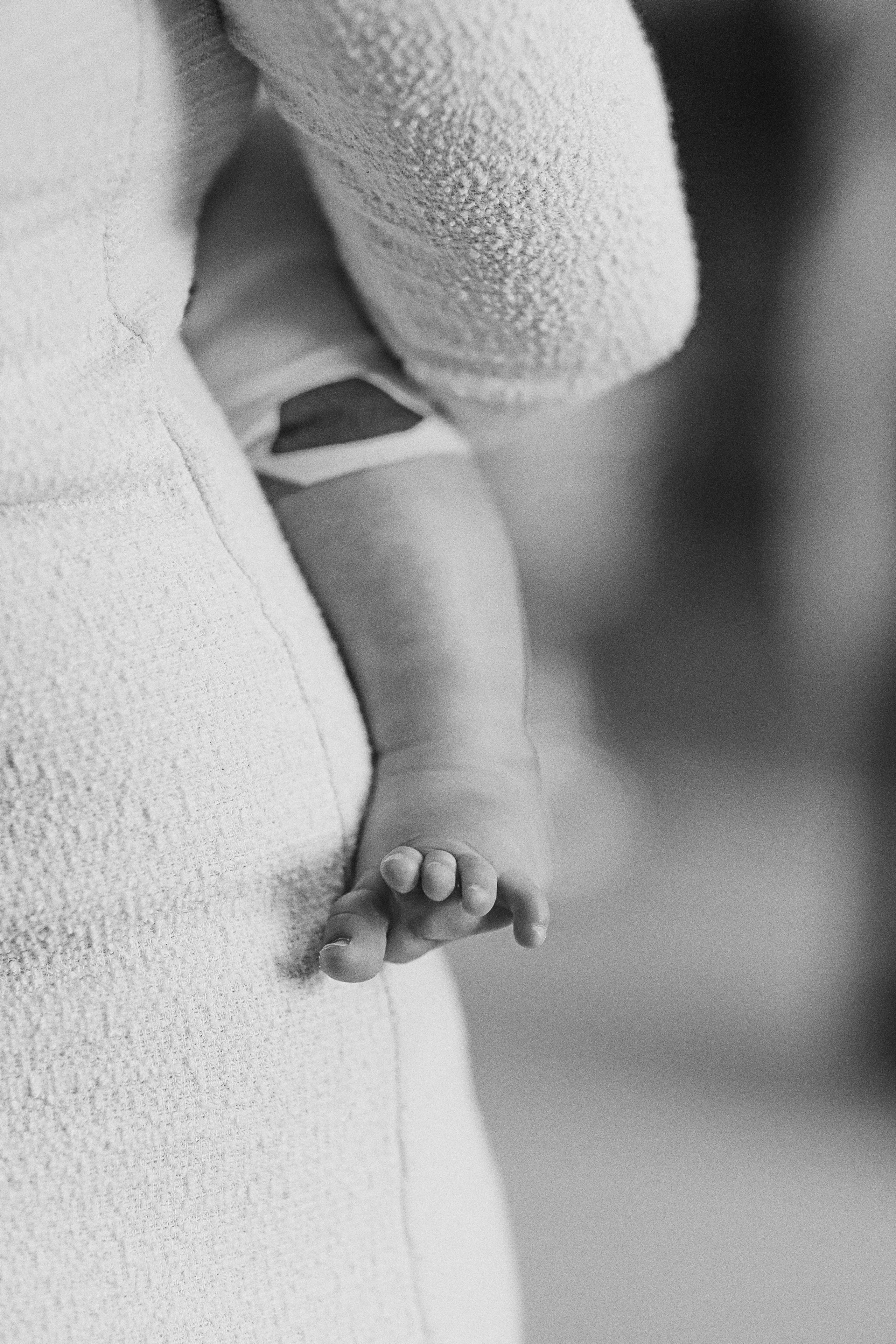 Крещение церковь около моста влюбленных. Семейный фотограф Тюмень, фотограф на роды Салмина Мария