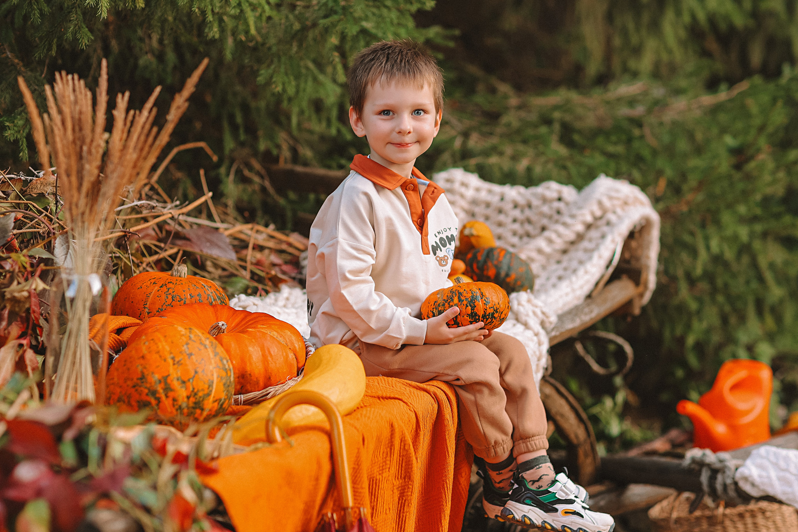 Тыквы. Семейный фотограф Тюмень, фотограф на роды Салмина Мария