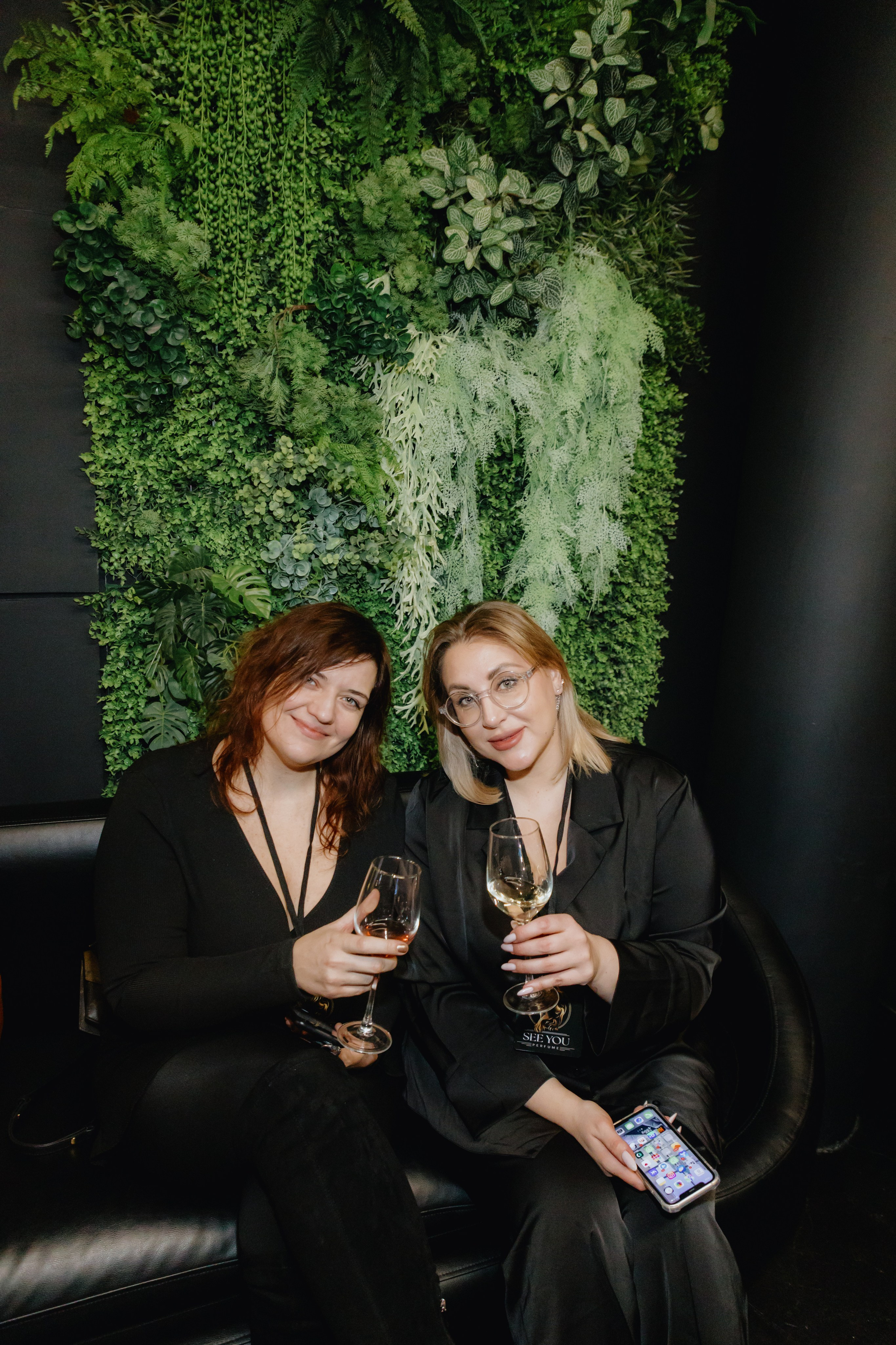 See `You Perfume. Фотограф в Москве и Санкт-Петербурге Дарина