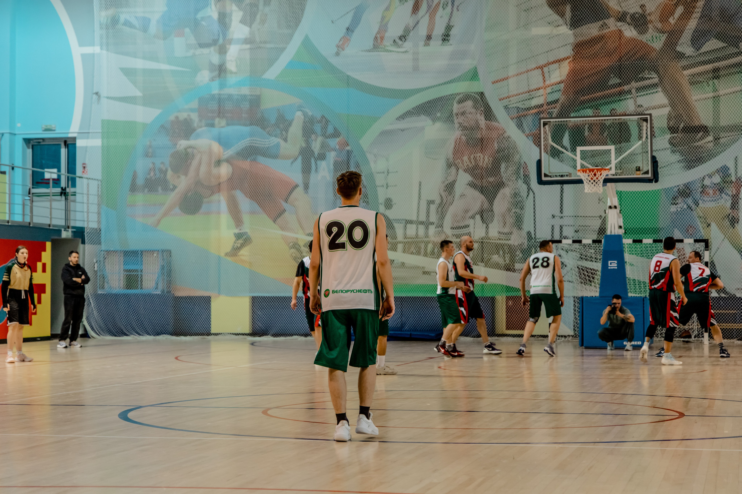 Соревнования по баскетболу в рамках городской спартакиады. Фотограф в Губкинском | Александра Артамонова