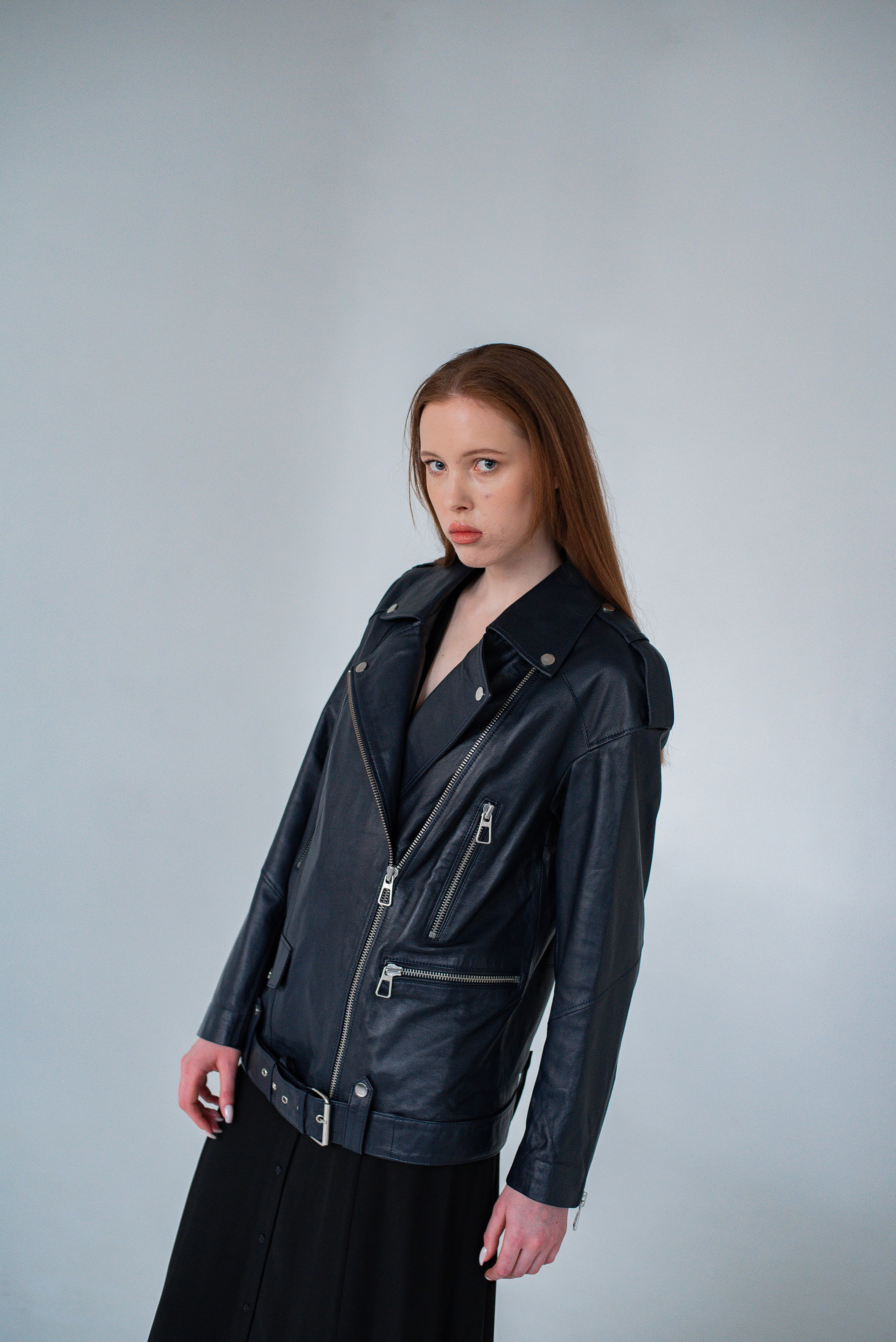 Куртки (фон). Контент фотограф в Москве Лихачева Ксения