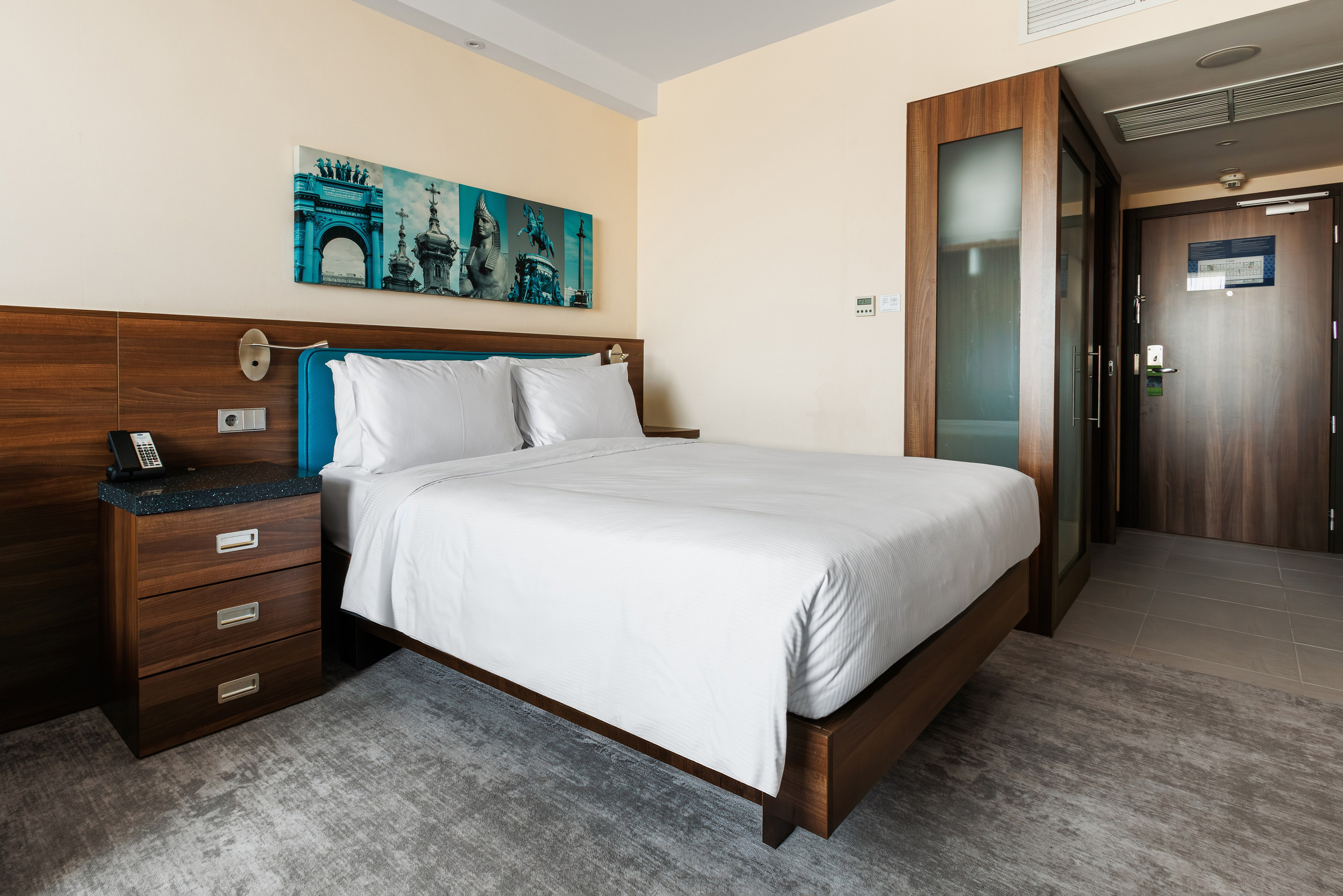 Hampton by Hilton Saint Petersburg ExpoForum 3*. Коммерческий фотограф в Санкт-Петербурге | Фуд, интерьерная и рекламная съемка | Влад Жолудев