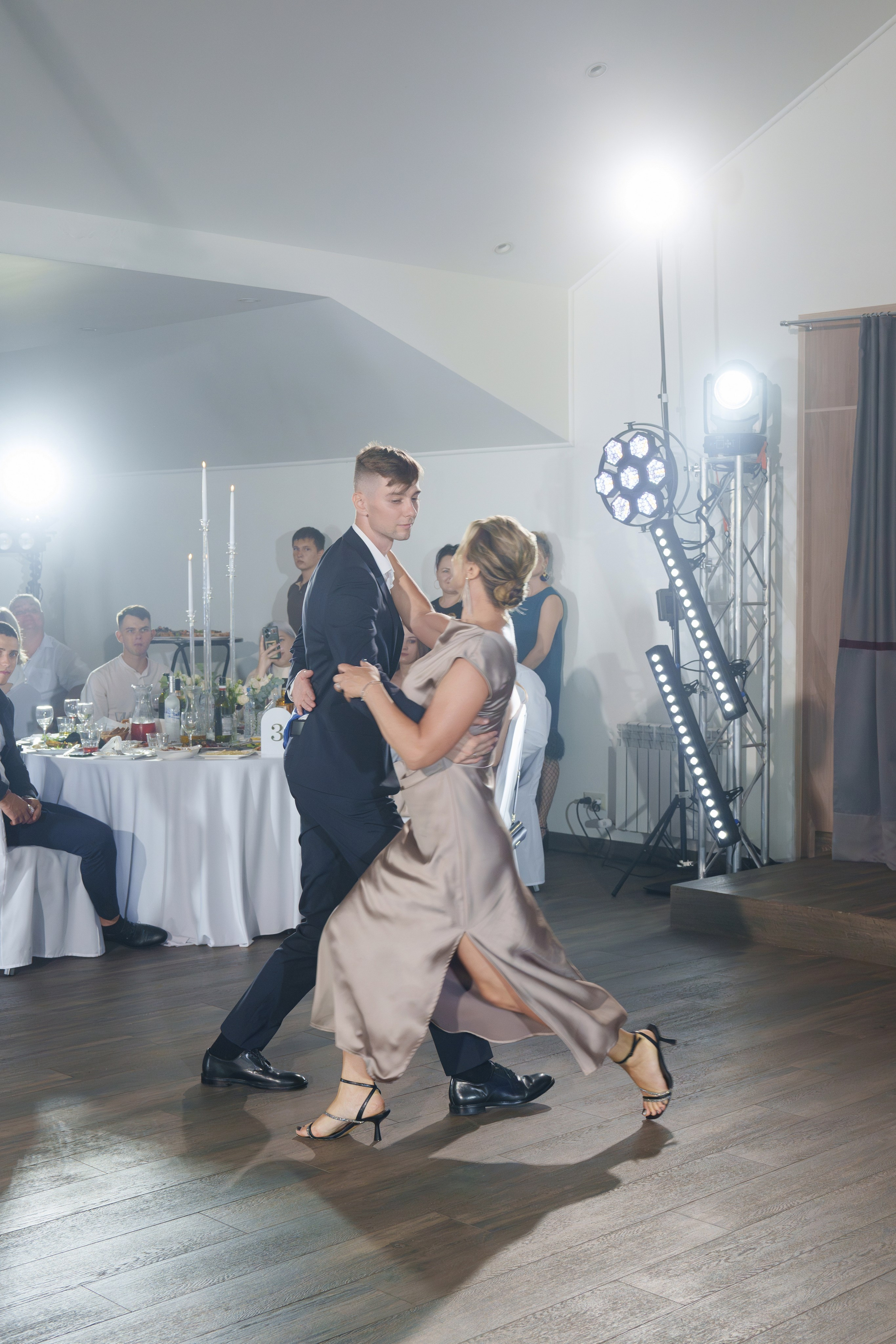 Евгений и Дарья (Пакет «MAXI» Брянск). Свадебный и репортажный фотограф Элина Козырьянова