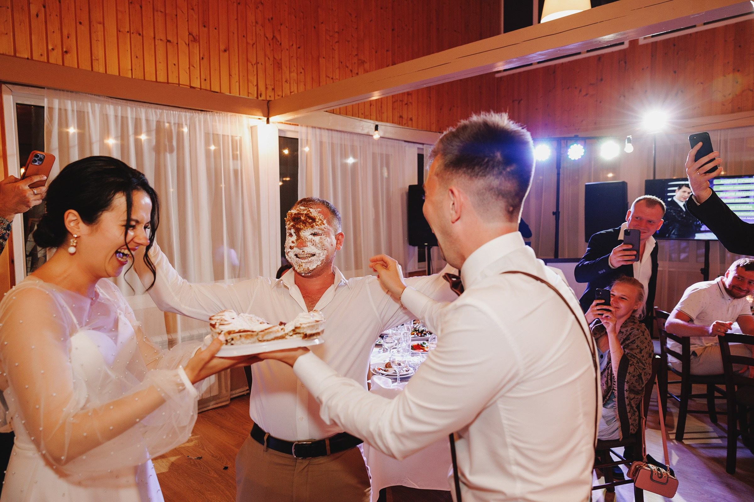 Игорь и Антонина. Свадебный фотограф и видеограф Дмитрий Горяченков