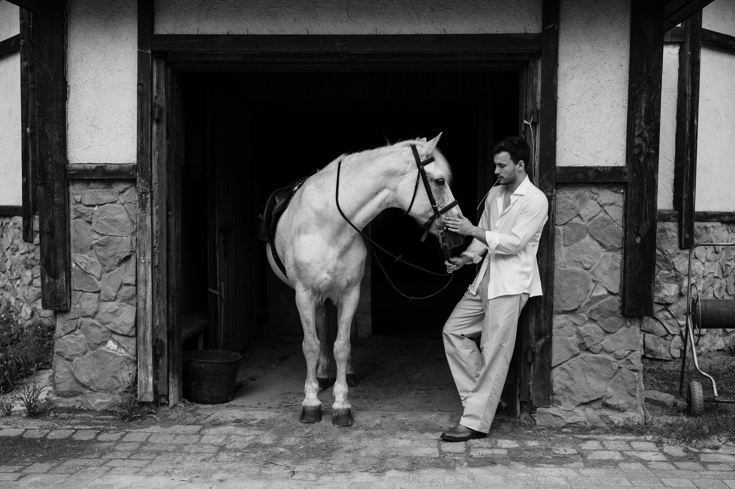 Портфолио Парня модели Глеб Русанду. Продакшен г. Москва съемка мужской одежды, мужские модели, фото и видео, организация под ключ