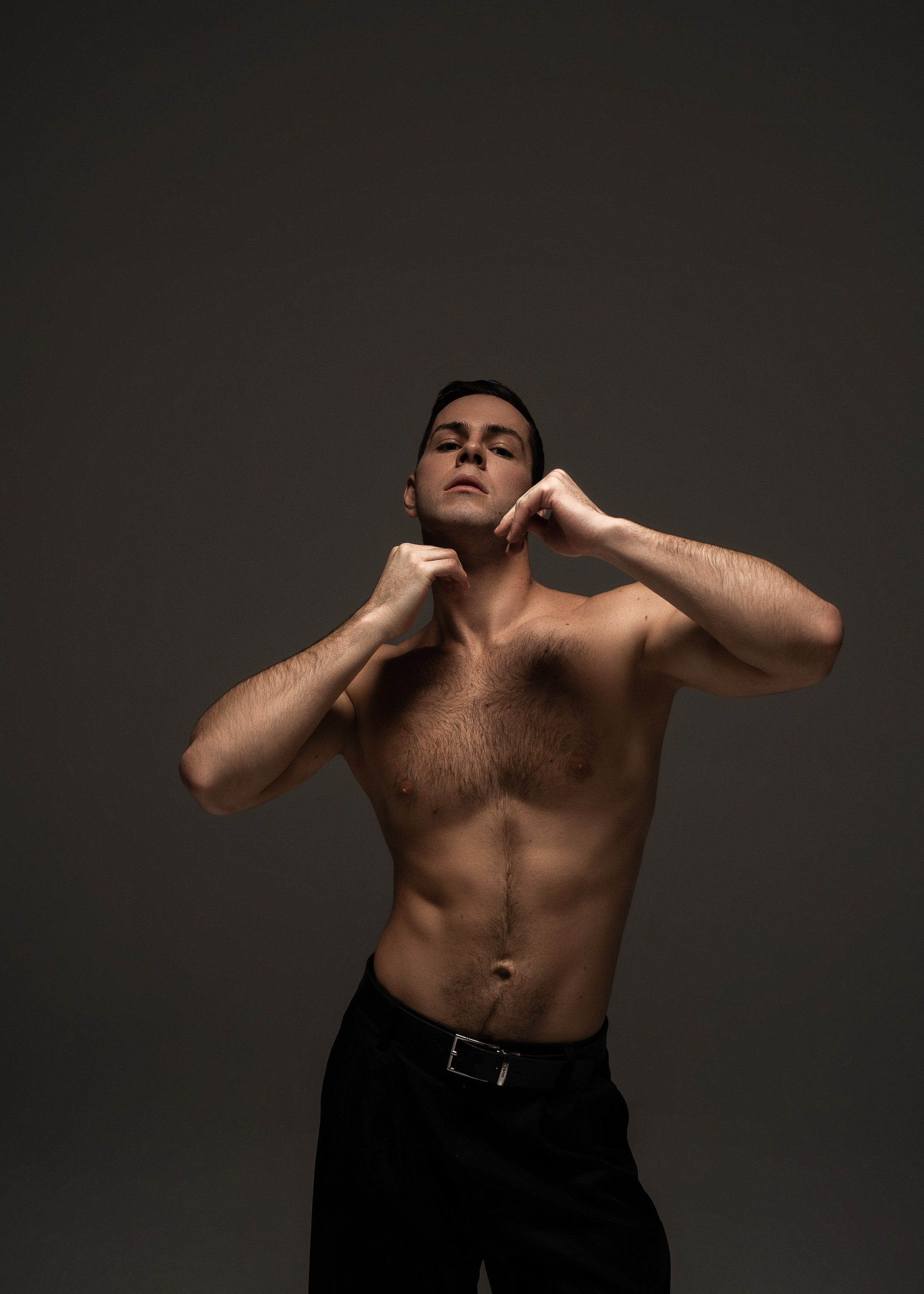 ДМИТРИЙ. Женский портрет