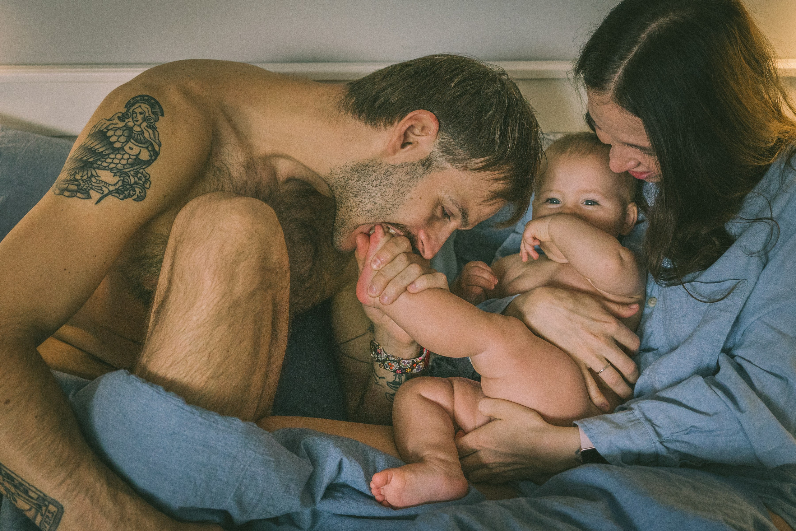 Мой опыт участия в фотоконкурсе про любовь после свадьбы. Фотограф на роды Москва. Фотограф новорожденных Москва