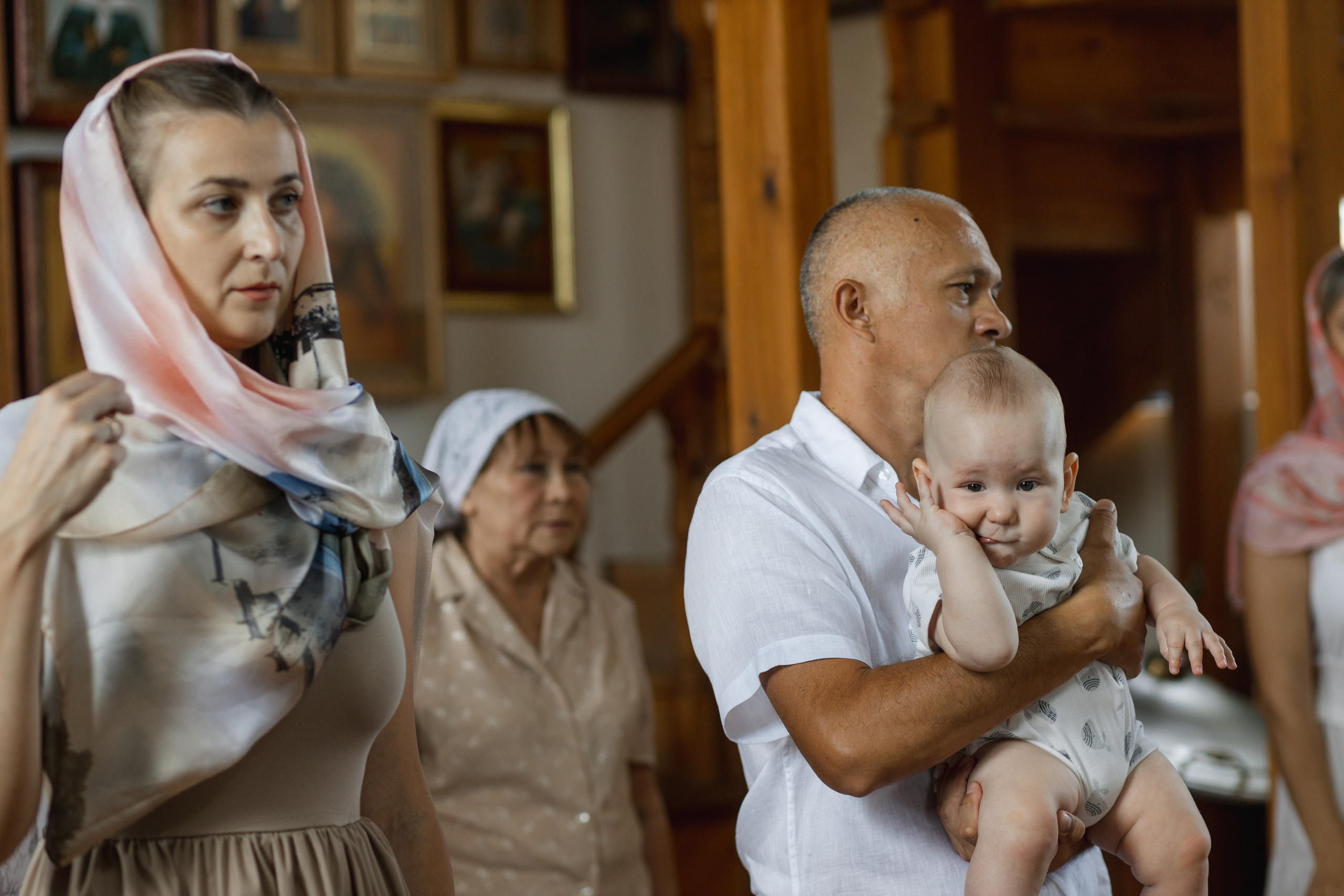 Крещение Даниила в Церкви Троицы Живоначальной. Свадебный и семейный фотограф Ольга Разрядова