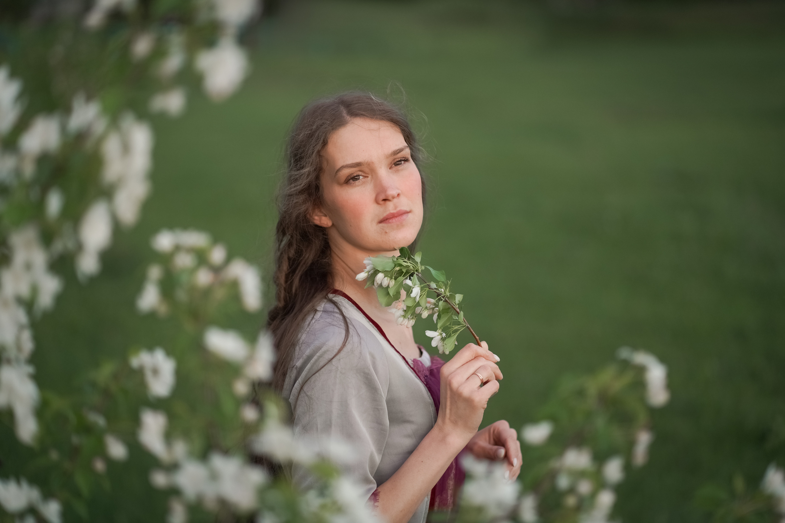 В белоснежных лепестках. Фотограф Татьяна Митрофанова