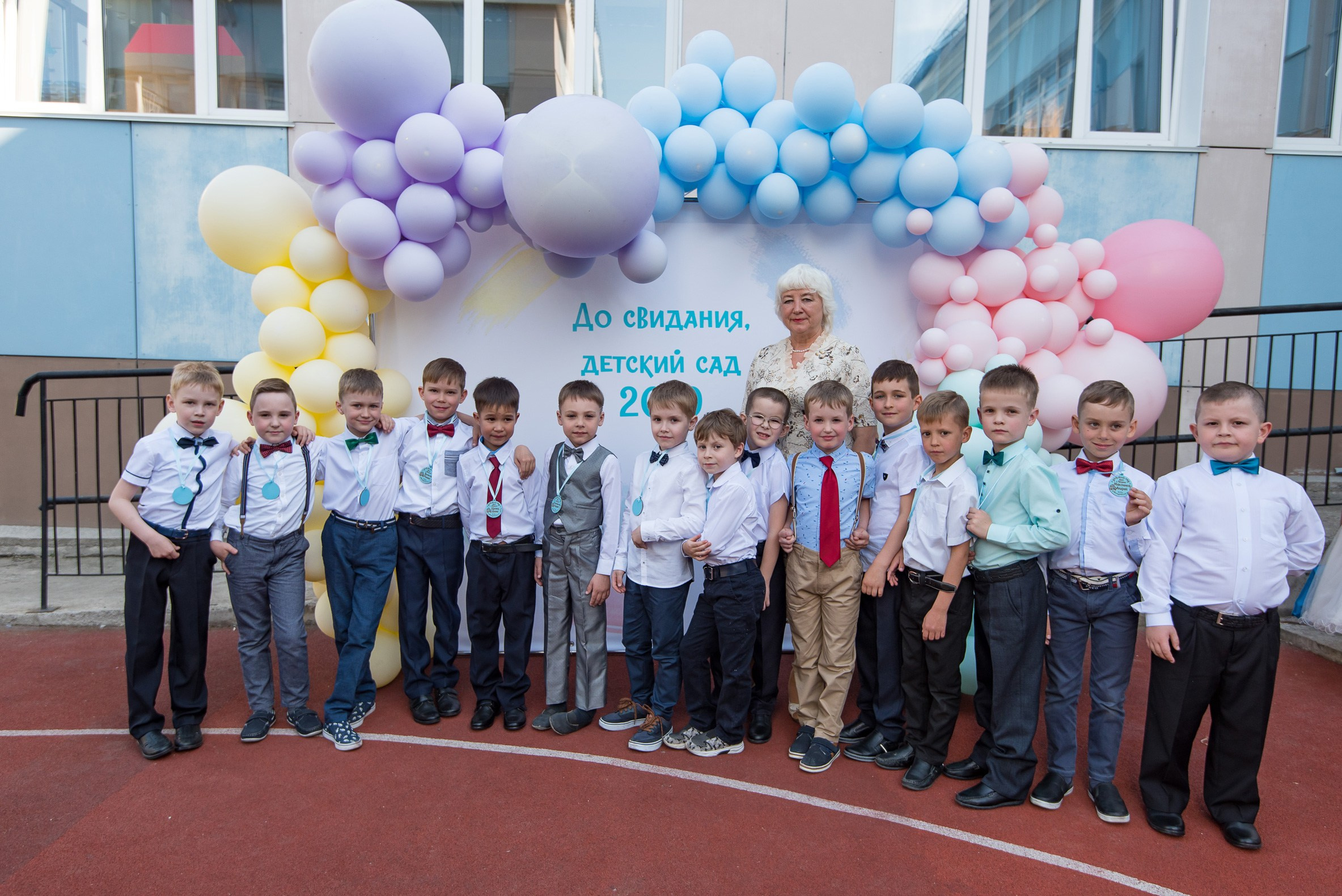 Выпускной в детском саду. Выпускные книги Анапа Новороссийск Краснодар