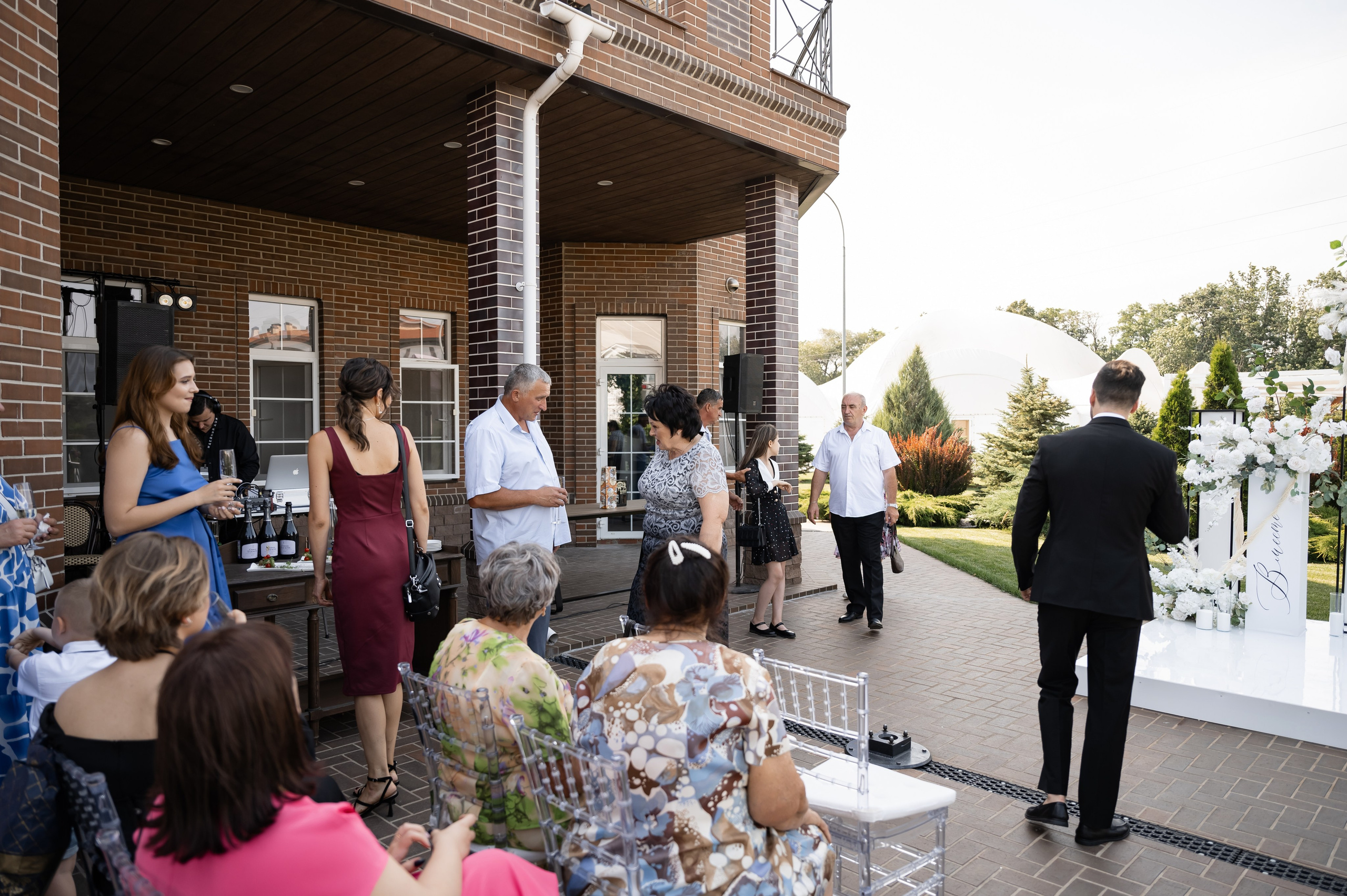 Влад и Александра. Свадебный фотограф и видеограф