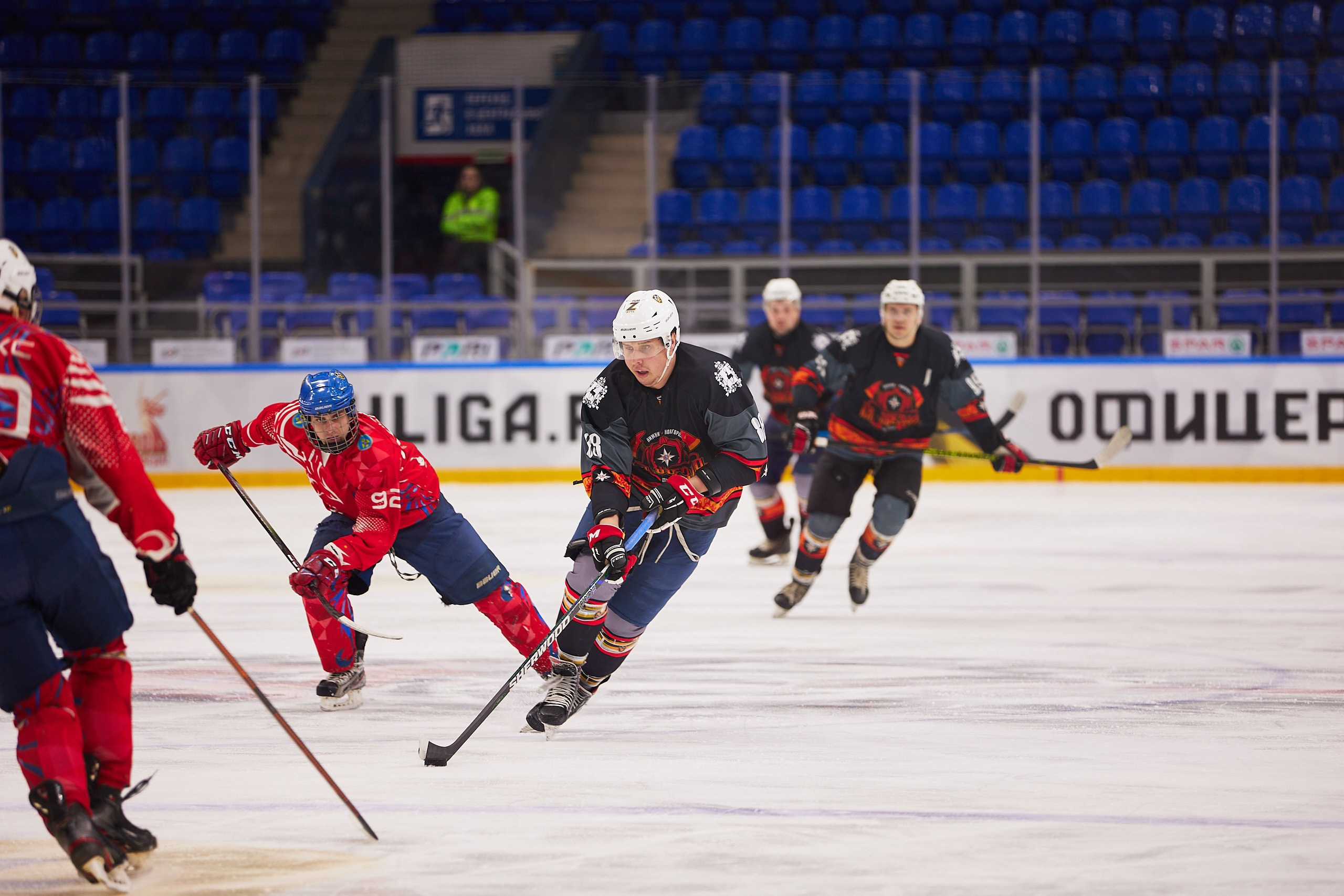 Репортаж. Офицерская хоккейная лига 2025 год. Спортивный фотограф Некрасов Денис