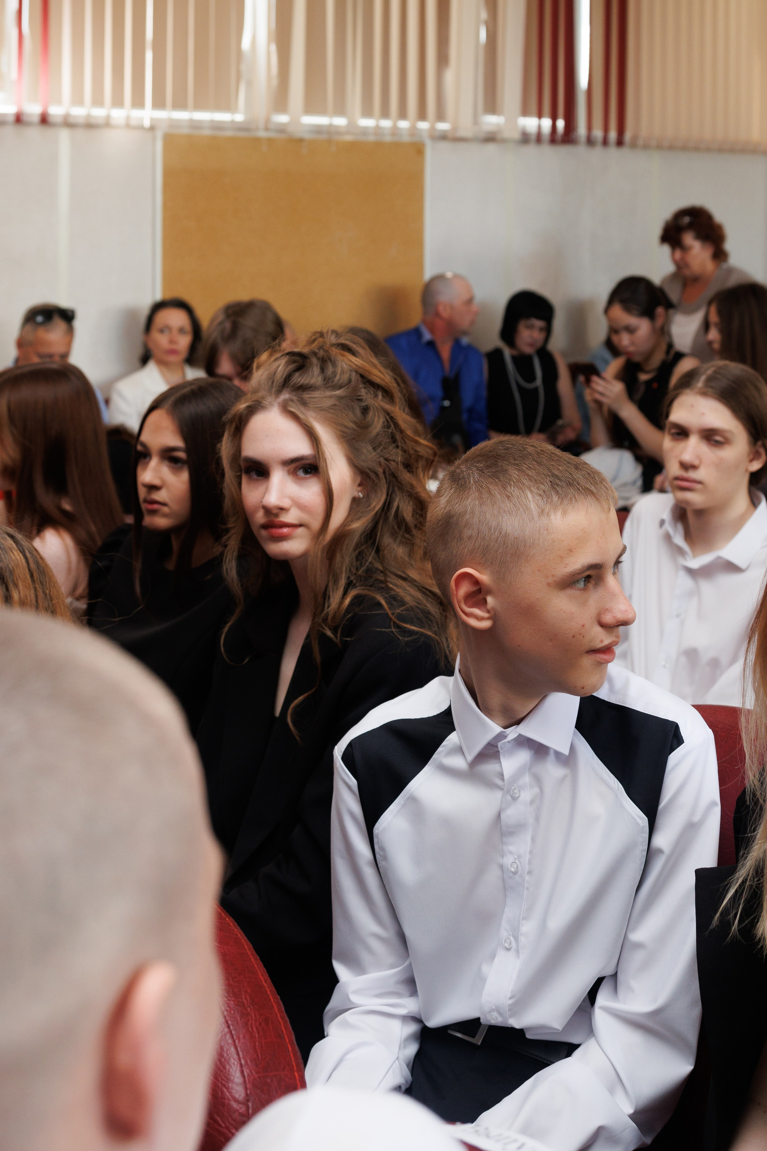 Вручение аттестатов. Свадебный и семейный фотограф в Новосибирске Ирина Дорошкова