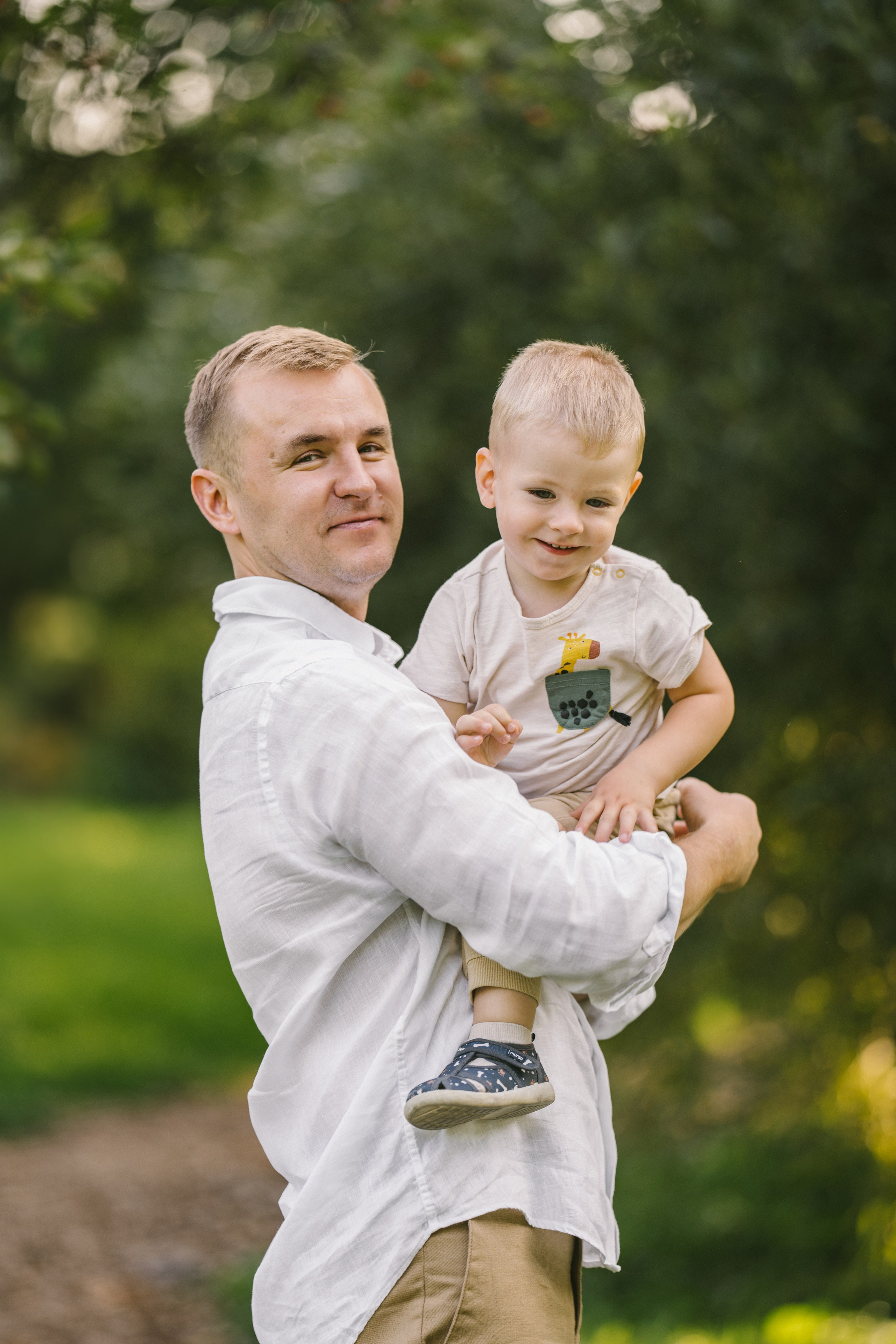 Семейная фотосессия в парке. Детский, семейный и ньюборн фотограф в Москве Юлия Шуарт