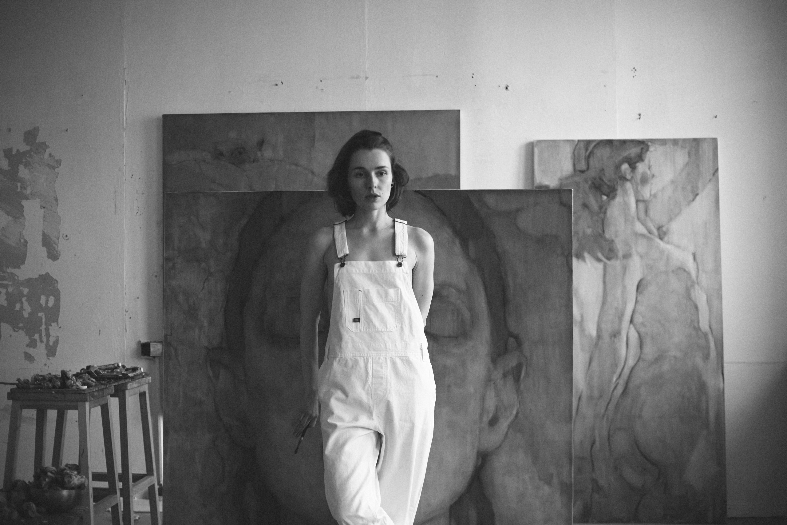 Sasha in her space. Главная