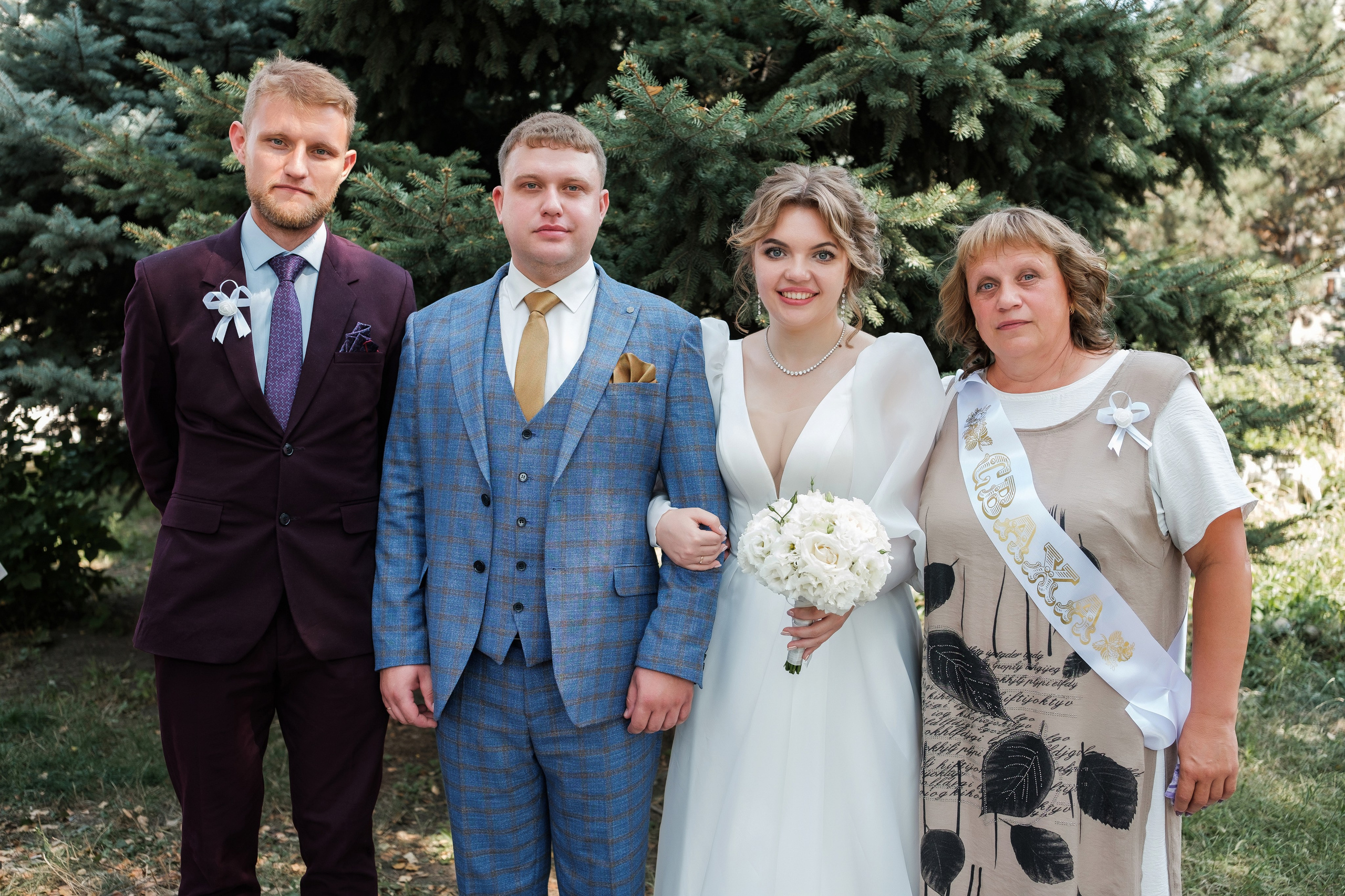 Виктор и Анна. Свадебный фотограф | репортаж | праздники | крещение