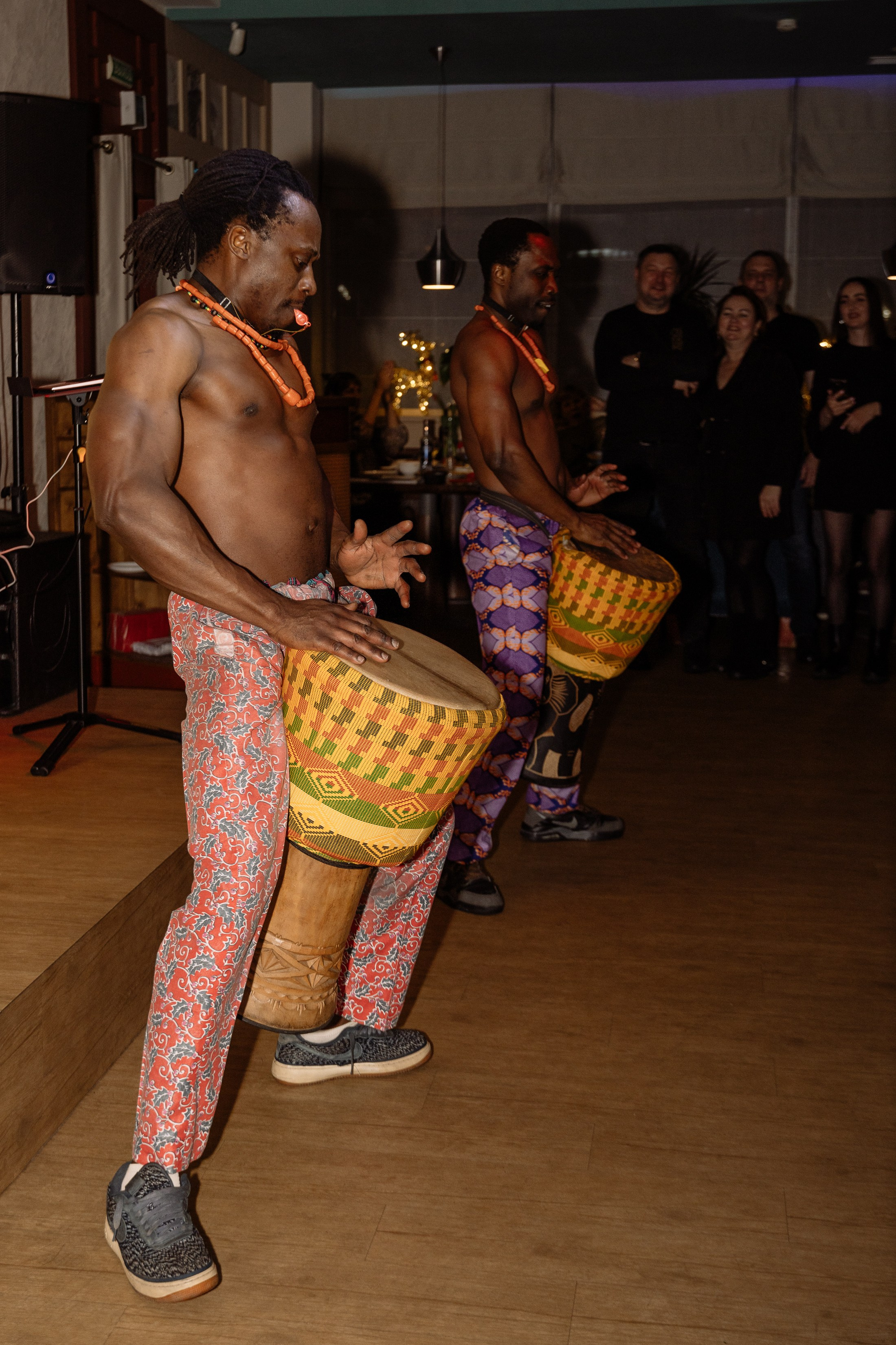 Вечеринка в кафе Sinlun. Фотограф Юлия Мальцева