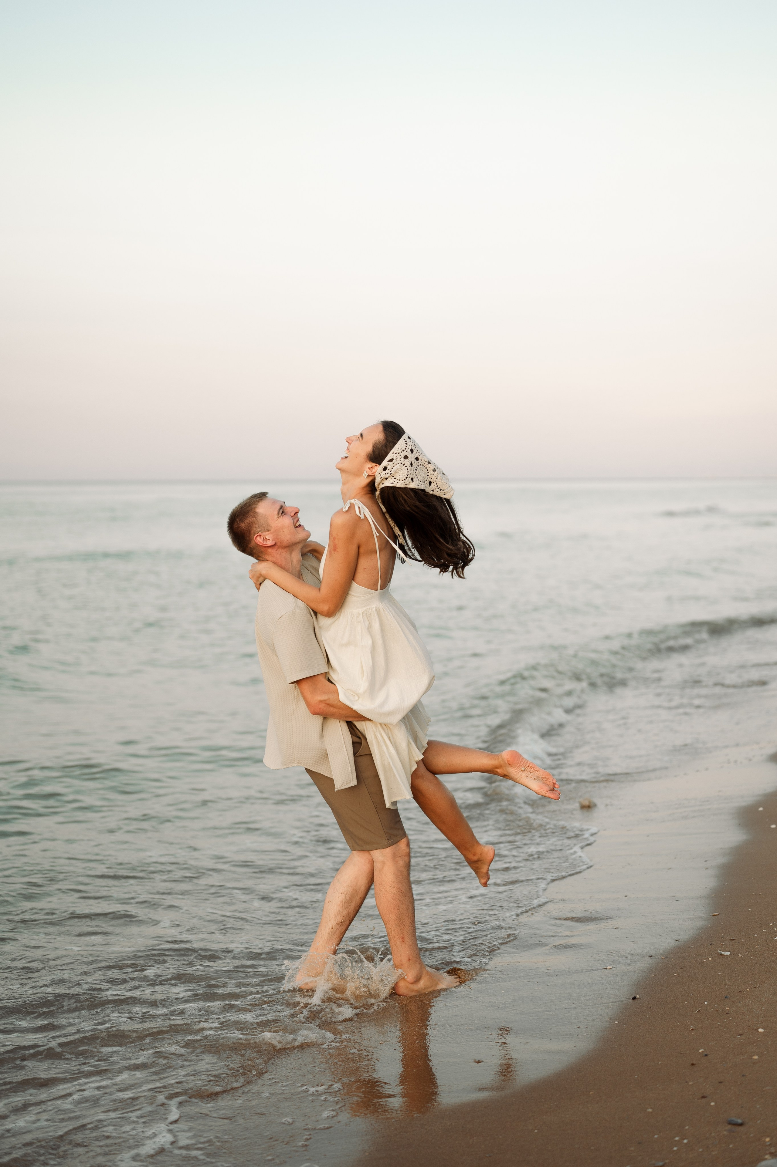 Предсвадебная съёмка на море🌊. Свадебный и семейный фотограф в Краснодаре Алина Мельник