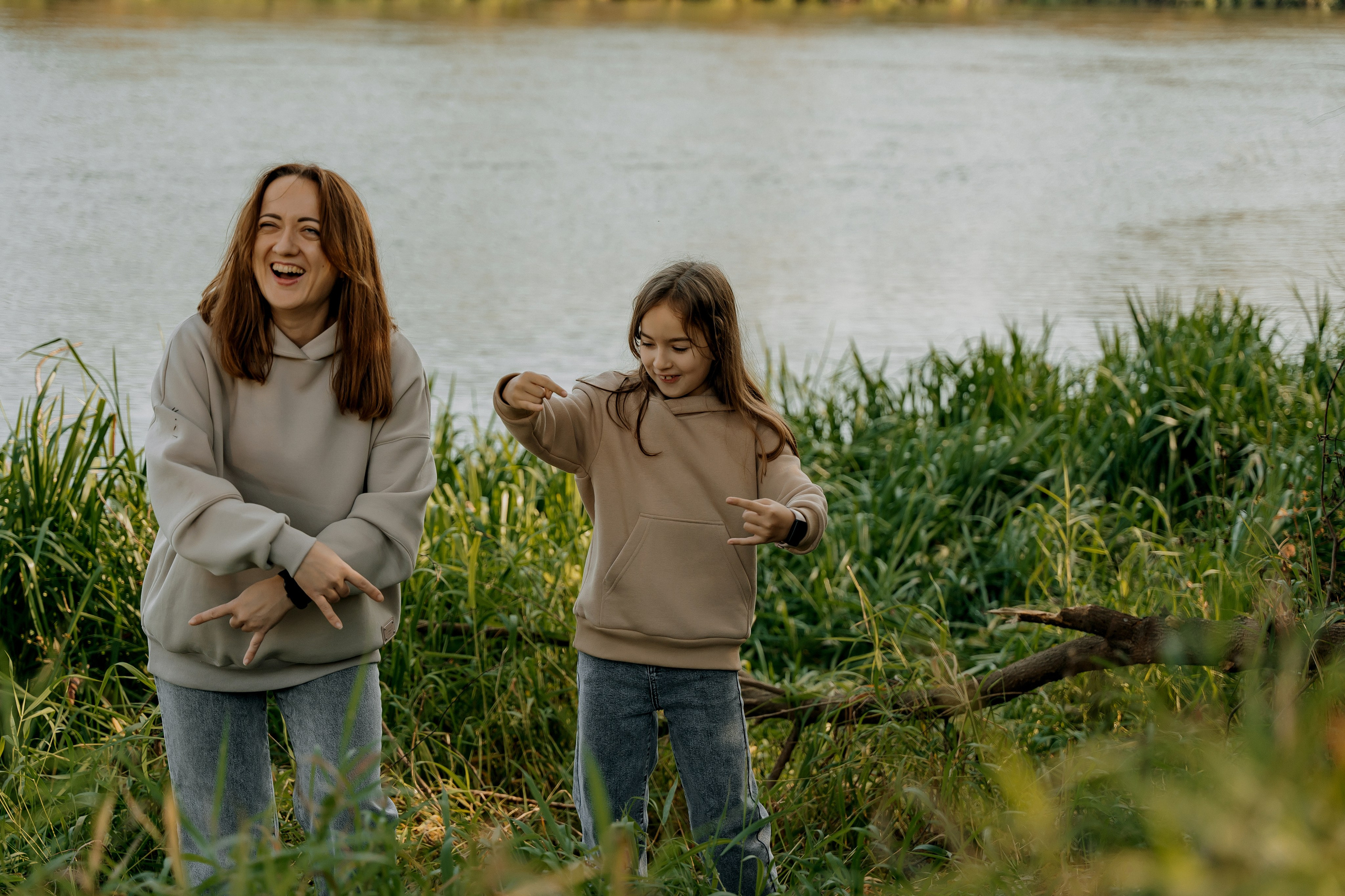 Виктория и Полина. Свадебный и индивидуальный фотограф в Суворове Клюева Мария