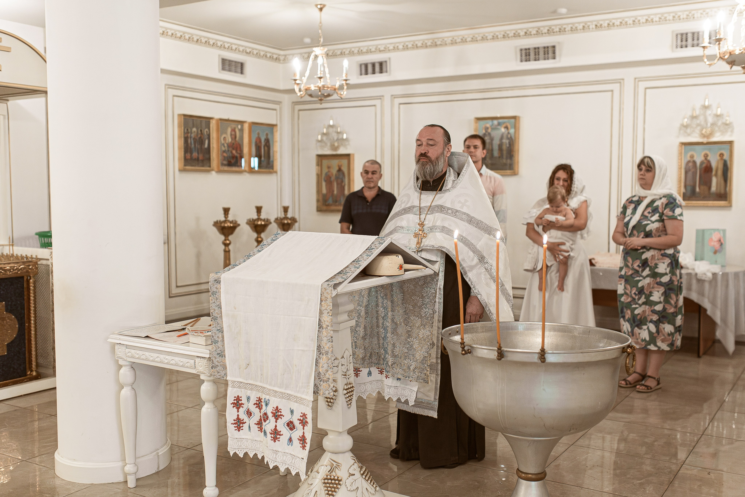 Крещение в Никольском соборе. Фотограф на Крещение и Венчание в Ташкенте