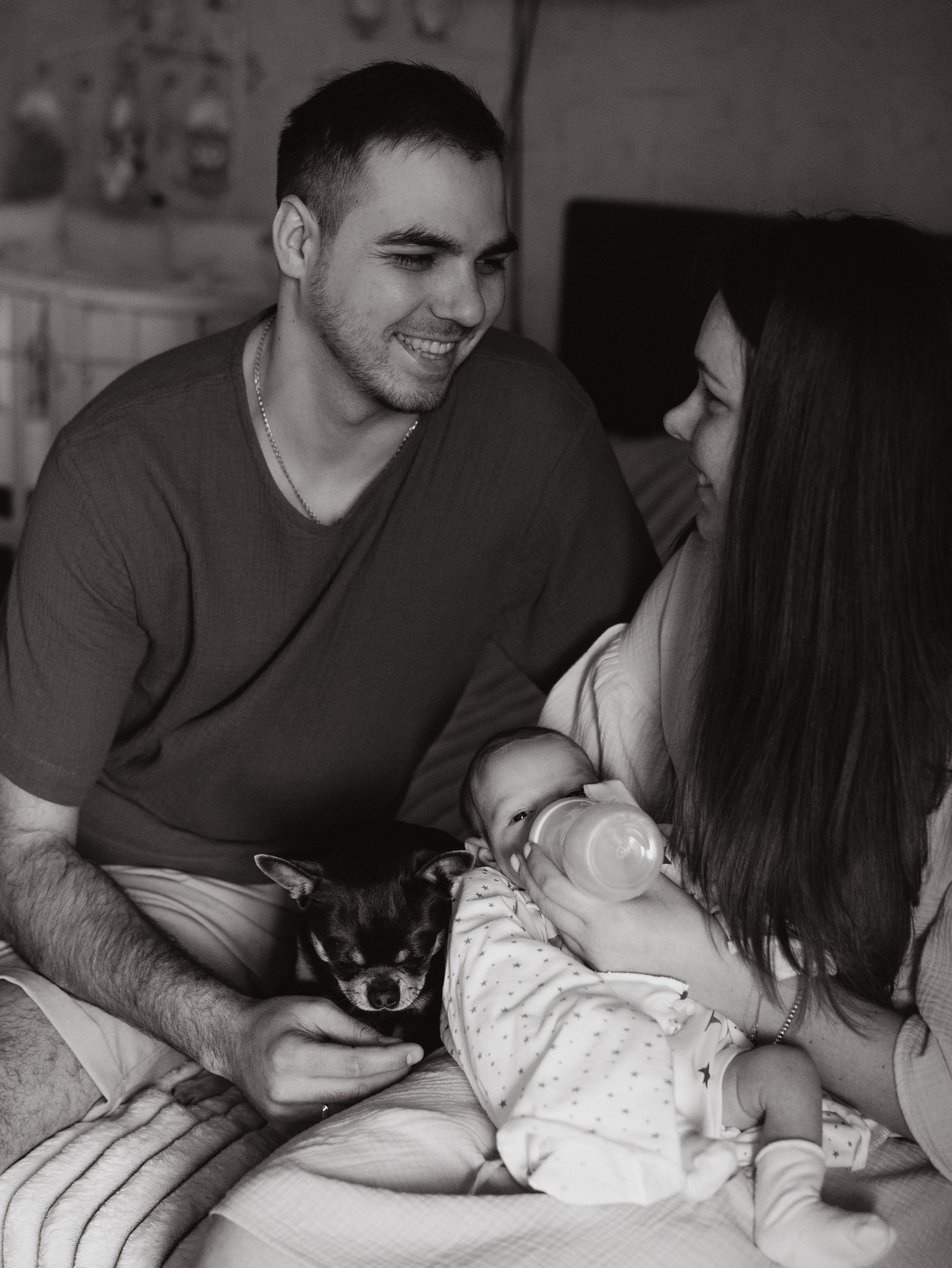 Марк в кругу семьи. Семейный, ньюборн фотограф, фотограф на роды в Москве, Виктория Тюльдюкова