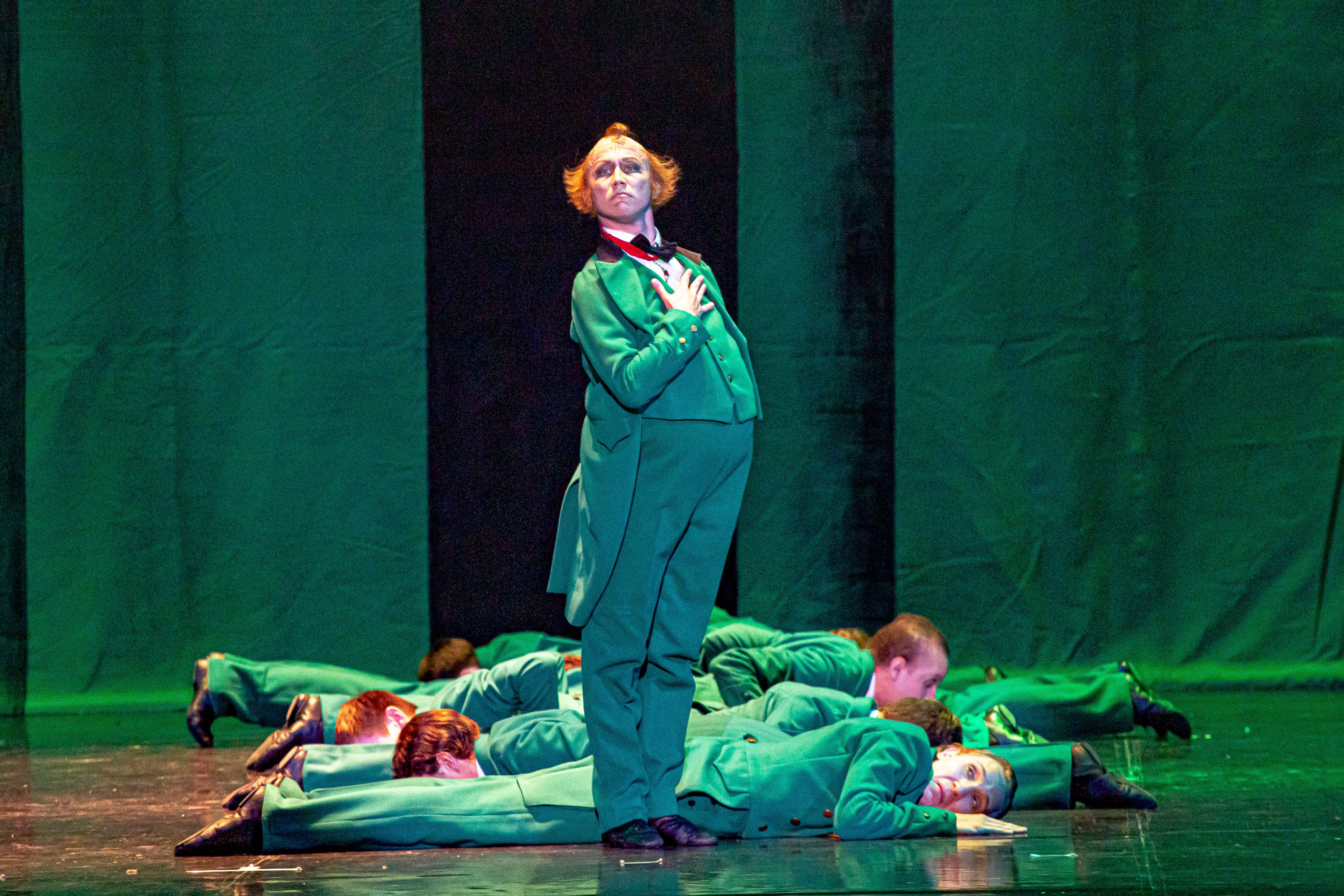 Анюта — спектакль — премьера на сцене Зимнего театра Марийского театра оперы и балета. Фотограф в Сочи Юрий Шептаев